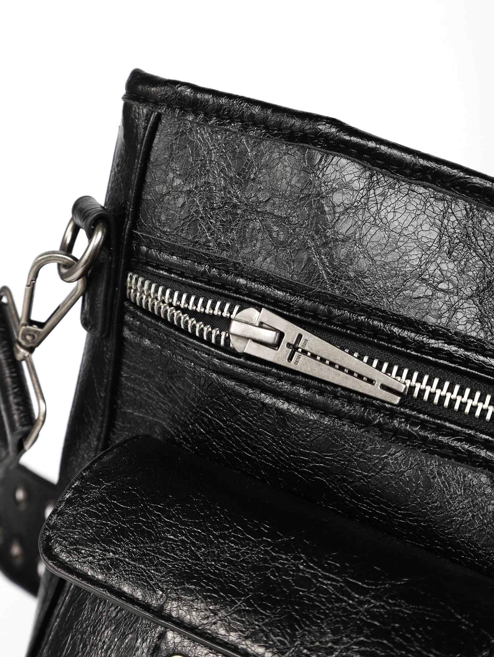 CROSS LEATHER TOTE
