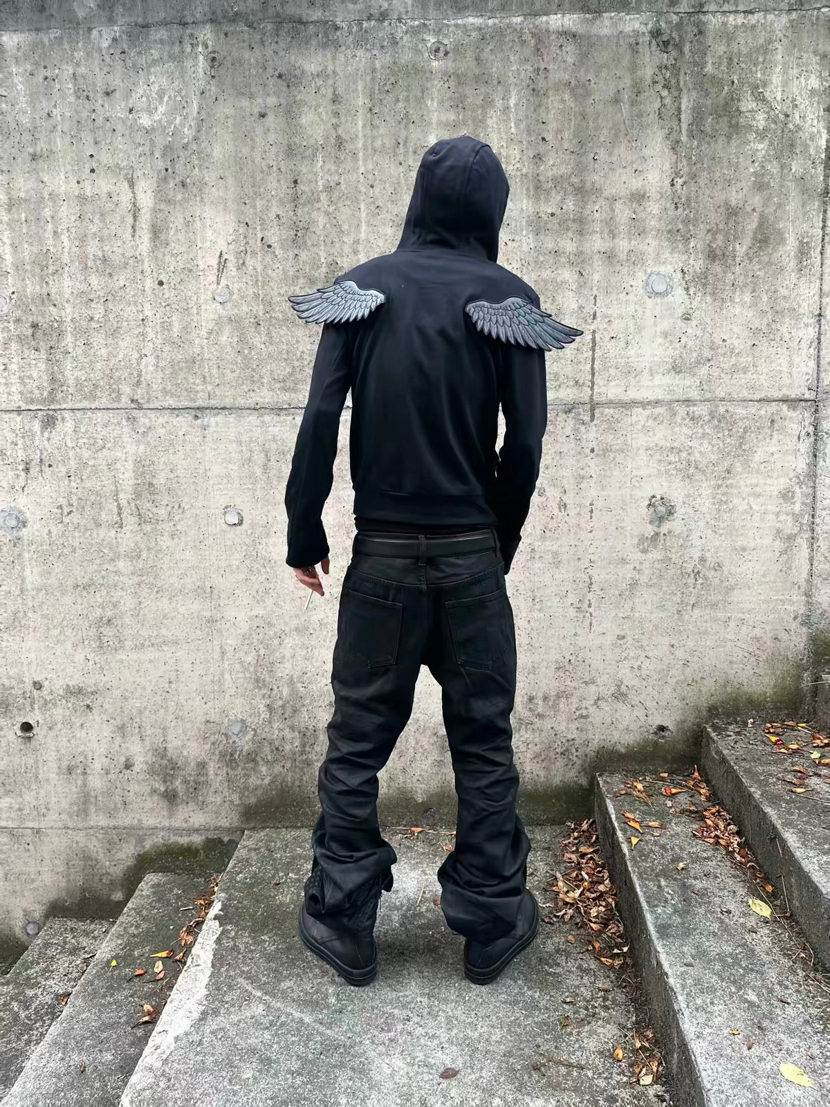 DETACHED WING ZIP HOODIE