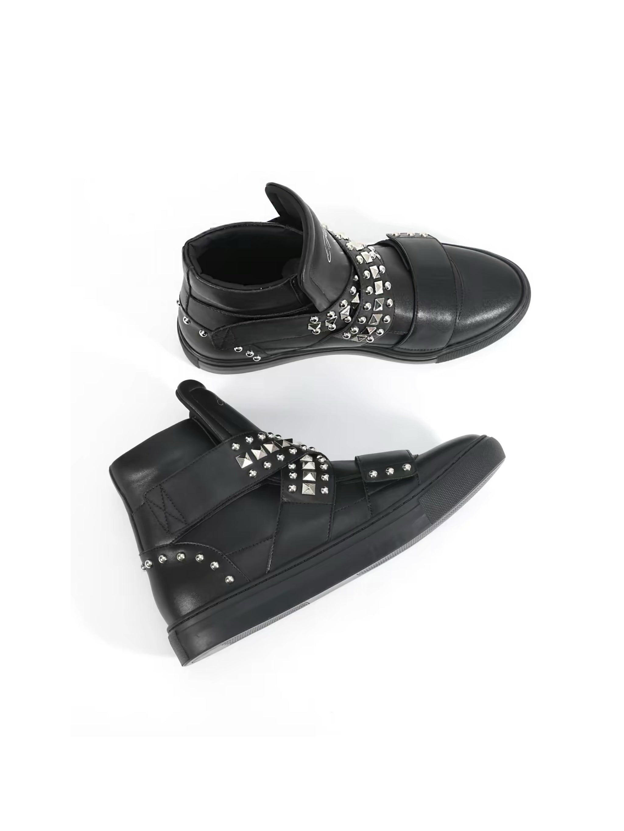 HIGH-TOP STUDDED SNEAKERS