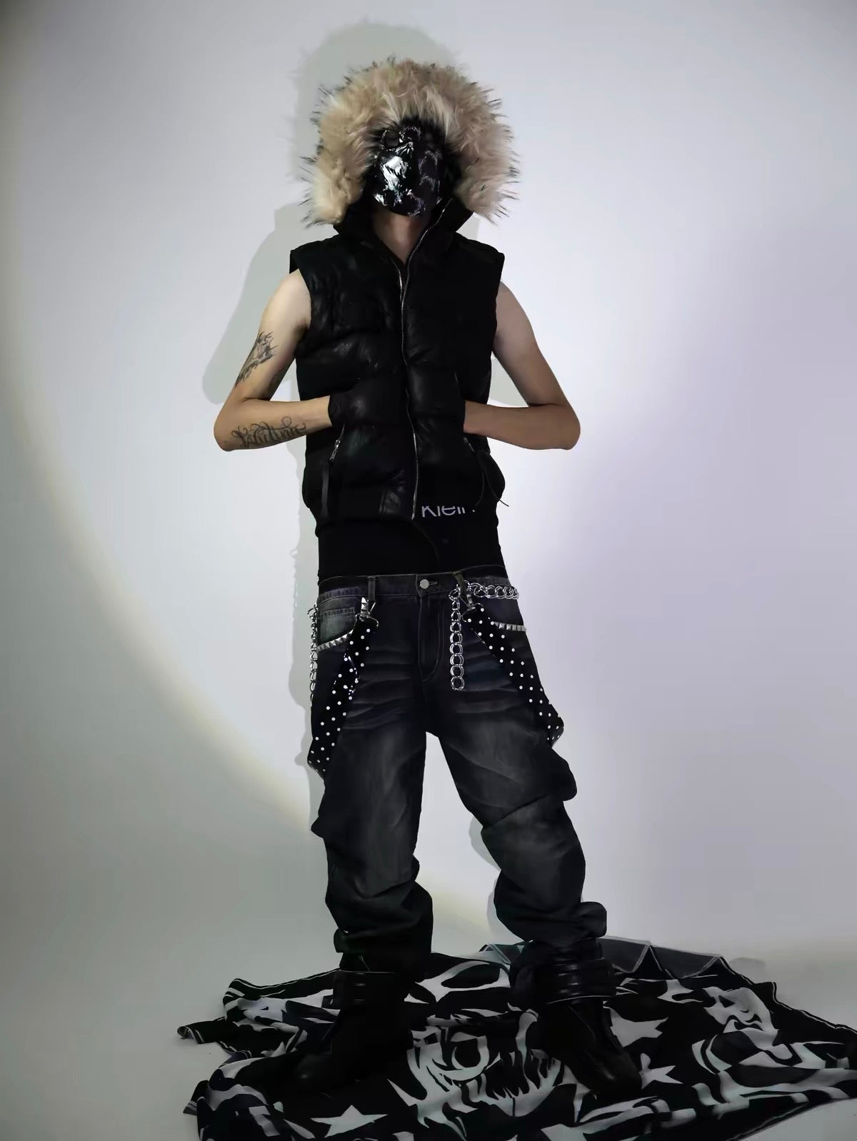 FUR HOODED PUFFER VEST