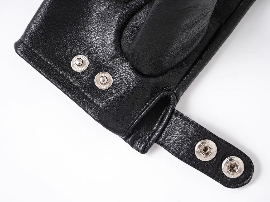 STUDDED FINGERLESS GLOVES