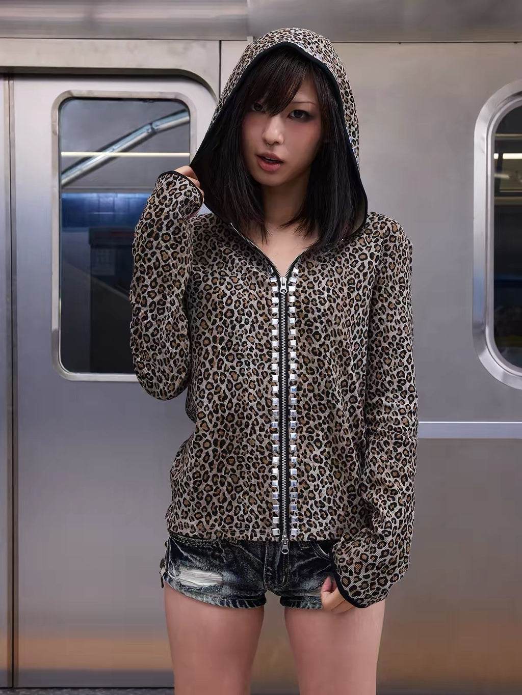 LEOPARD STUD ZIP HOODIE