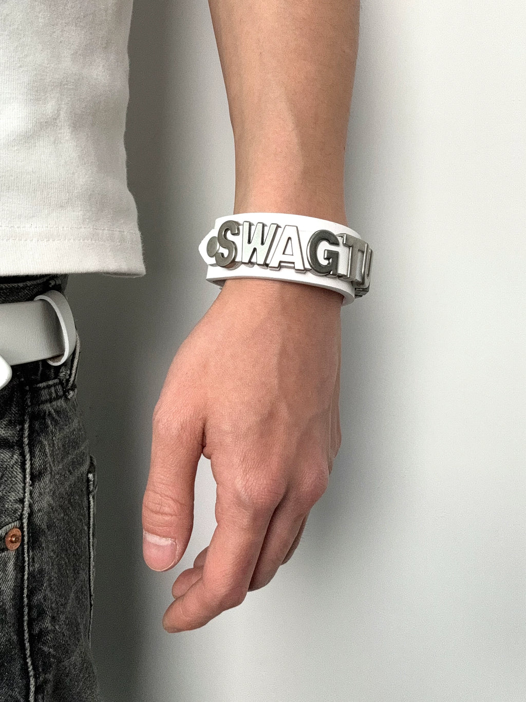 SWAGTUBE BANGLE