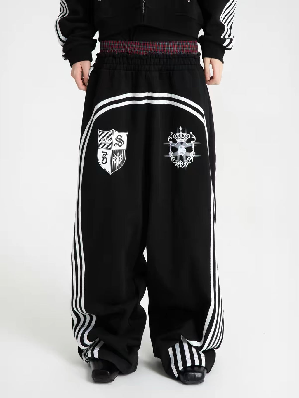 CREST STRIPE WIDE SWEATPANTS