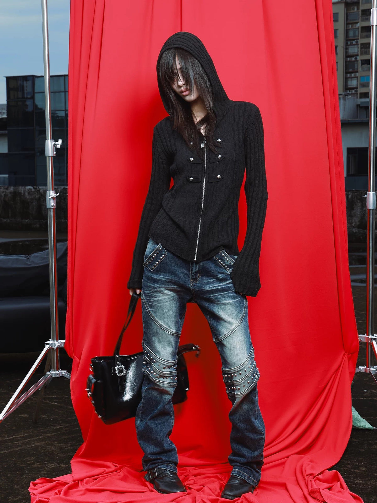 METAL BUTTON RIBBED ZIP HOODIE