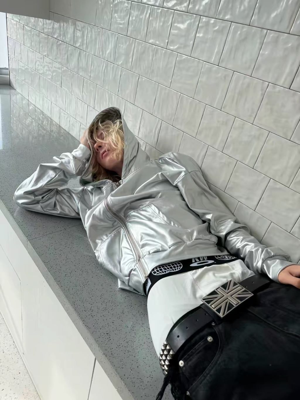 LIQUID SILVER ZIP HOODIE