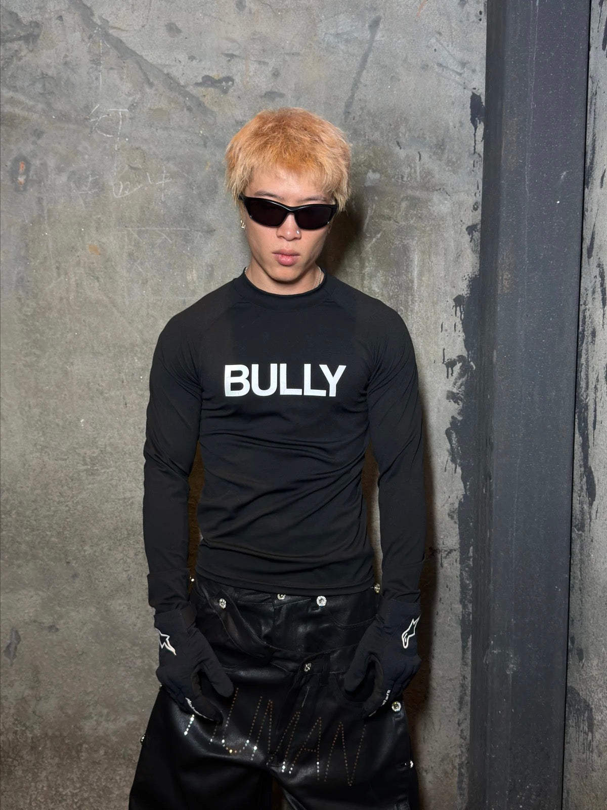 BULLY SLIM-FIT LONG SLEEVE