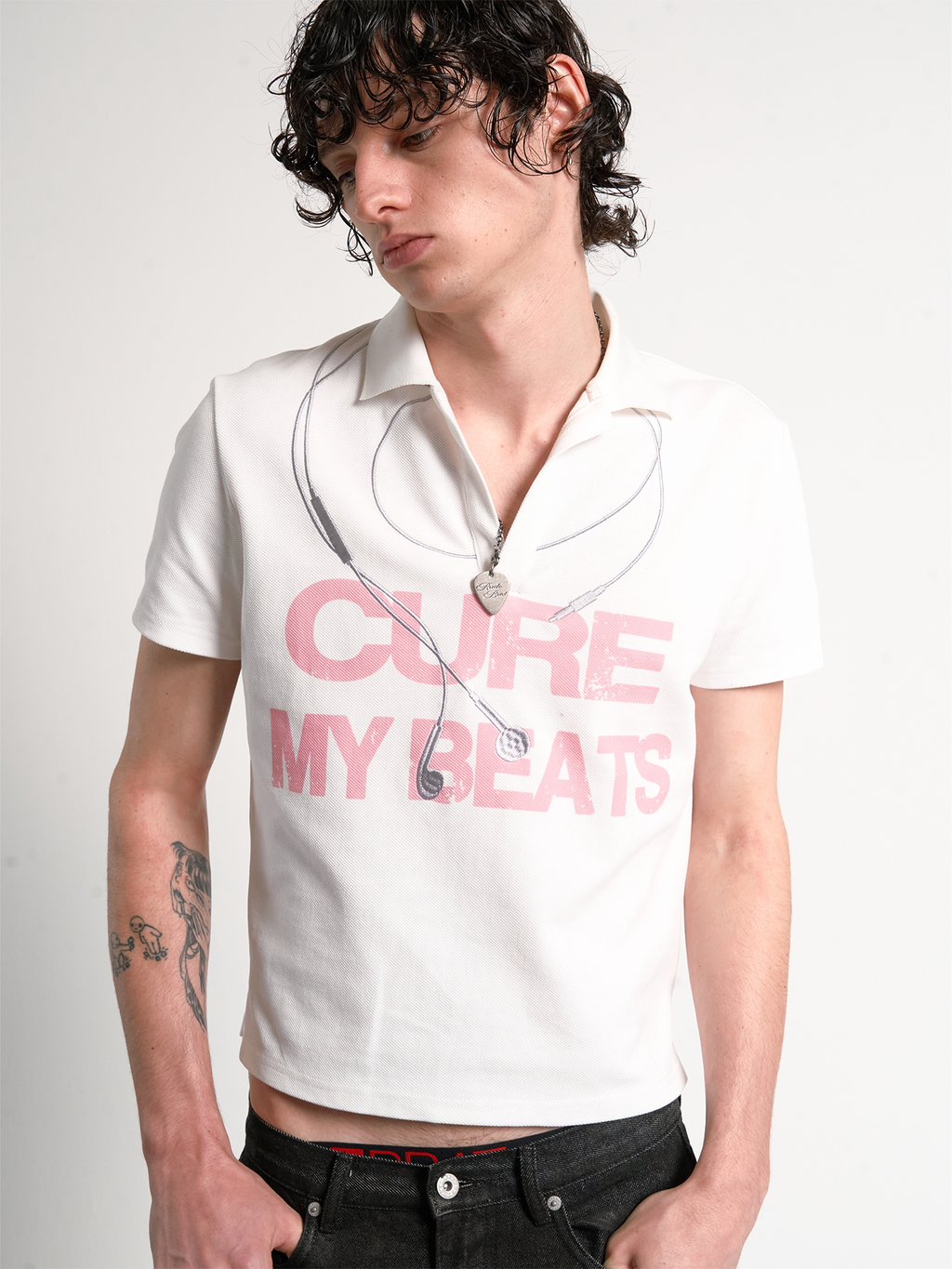 EMBROIDERED BEADED TEE
