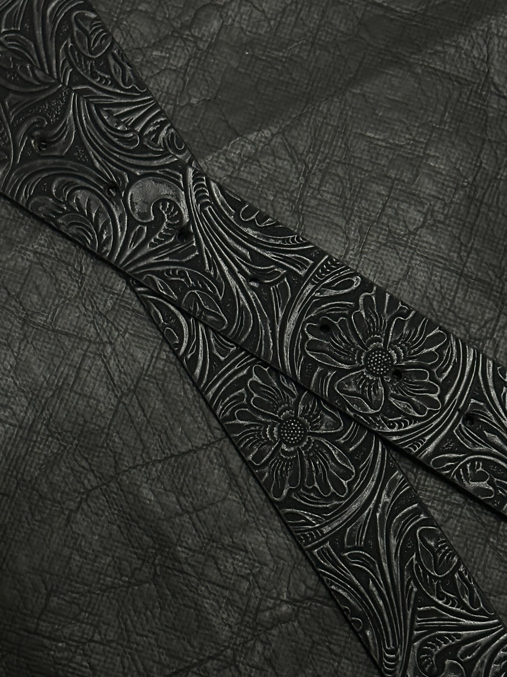 SWORD EMBLEM BELT