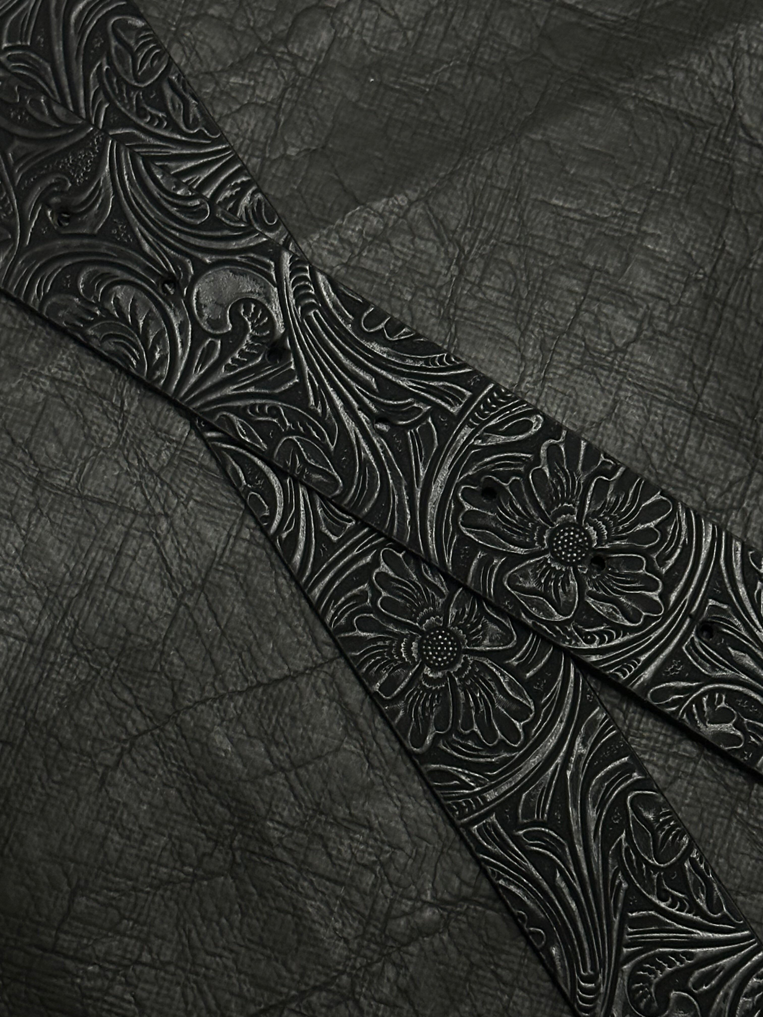 SWORD EMBLEM BELT