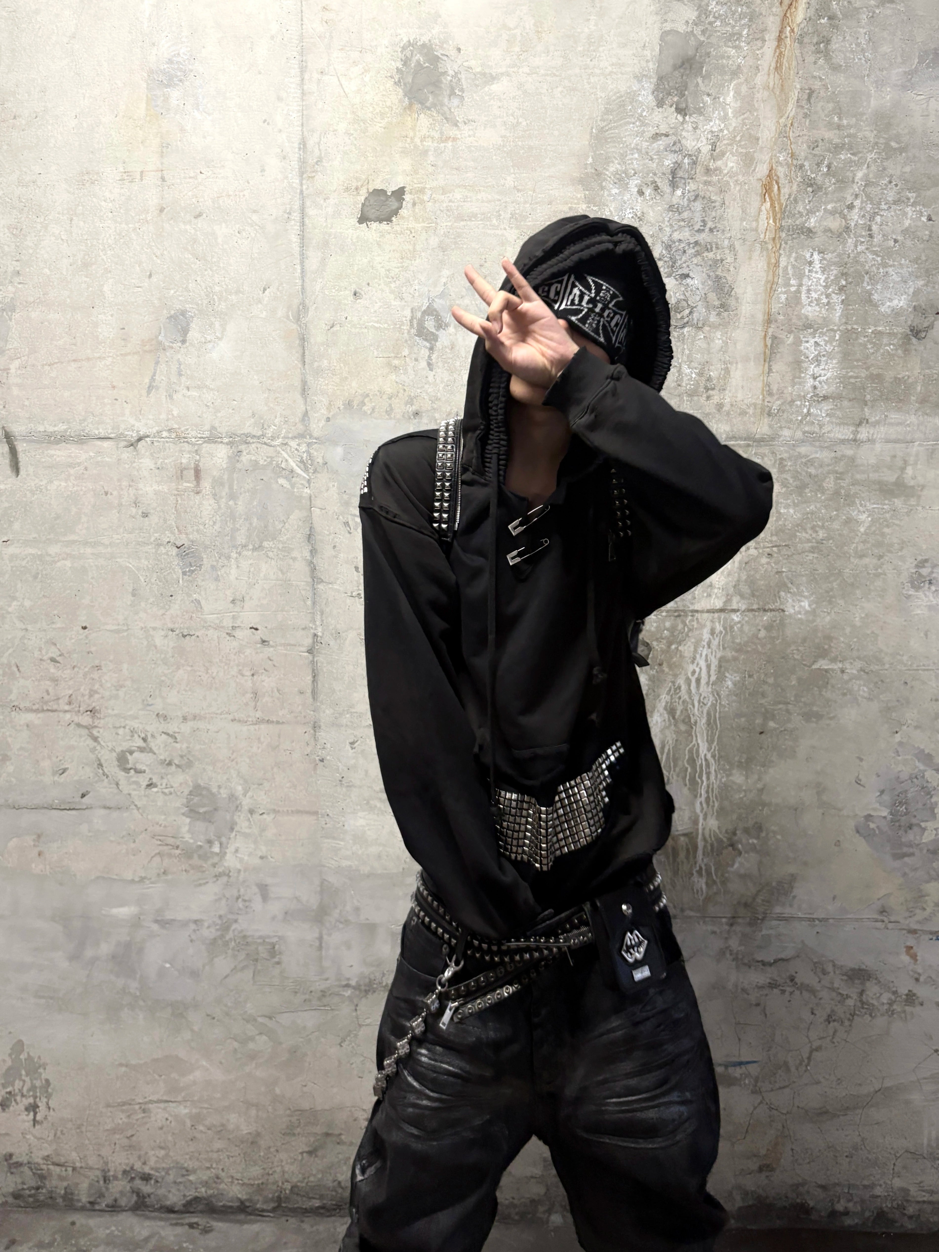 RHINESTONE DISTRESSED HOODIE