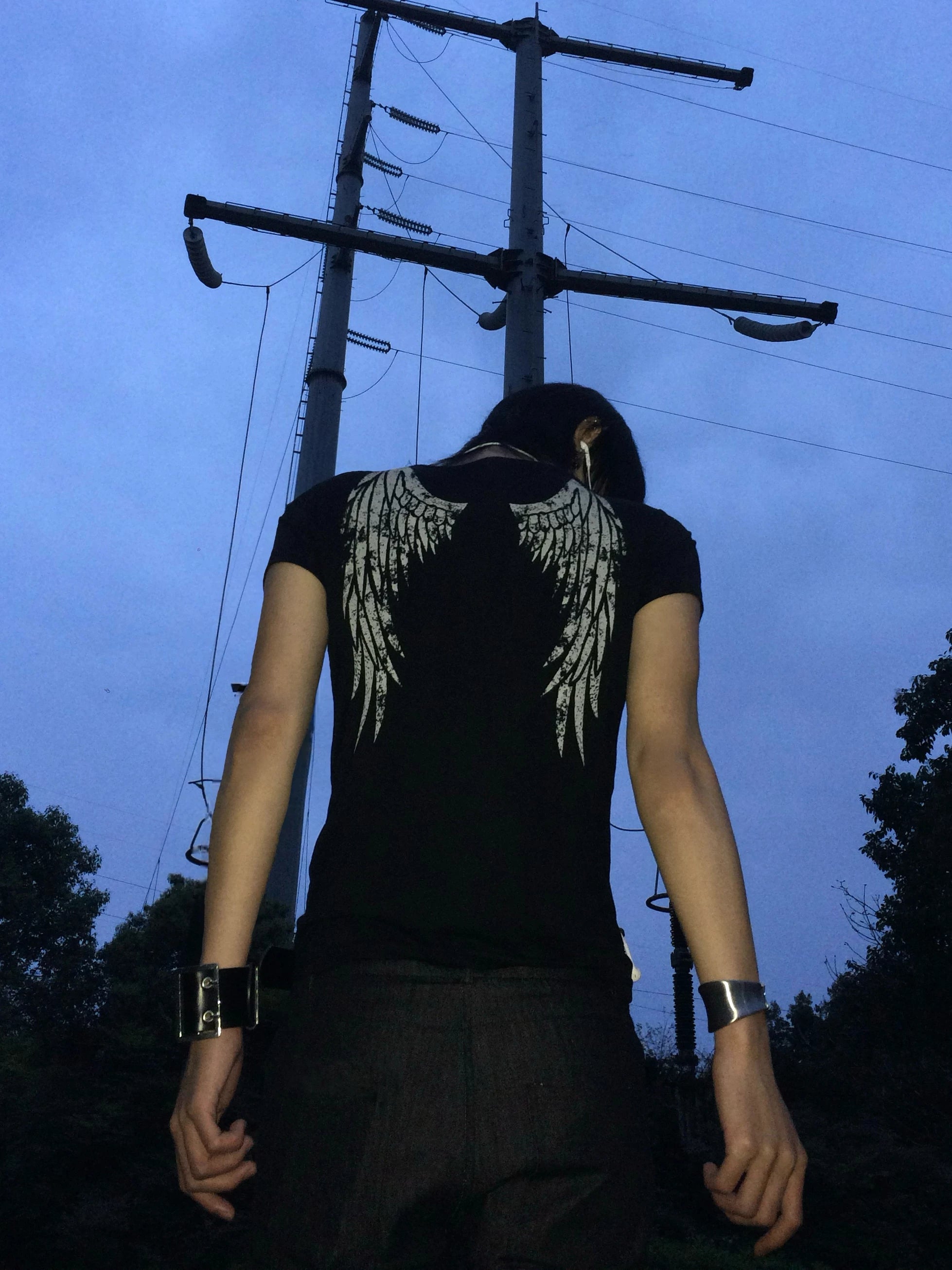 VINTAGE PUNK WINGS T-SHIRT