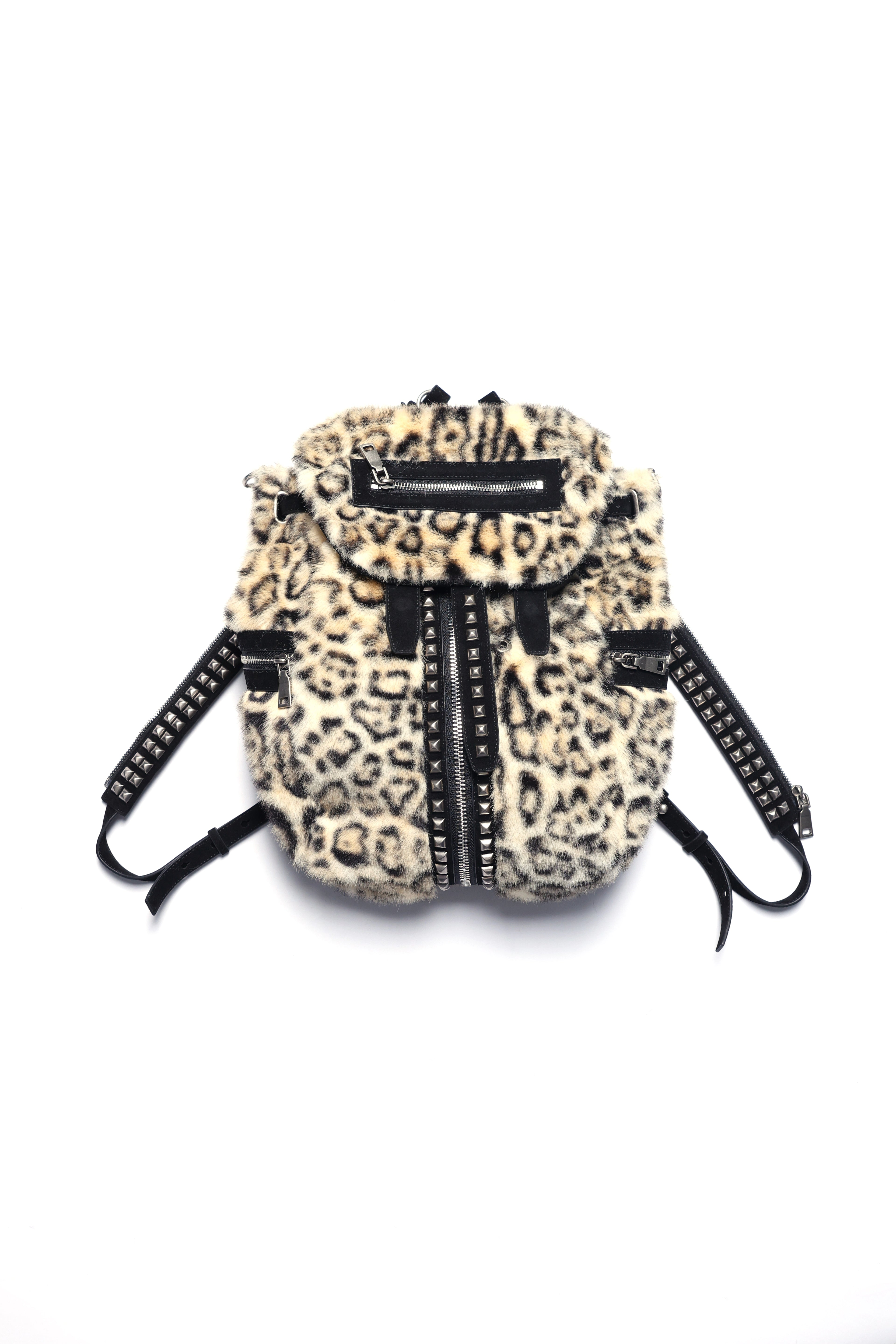 STUD ZIP BACKPACK