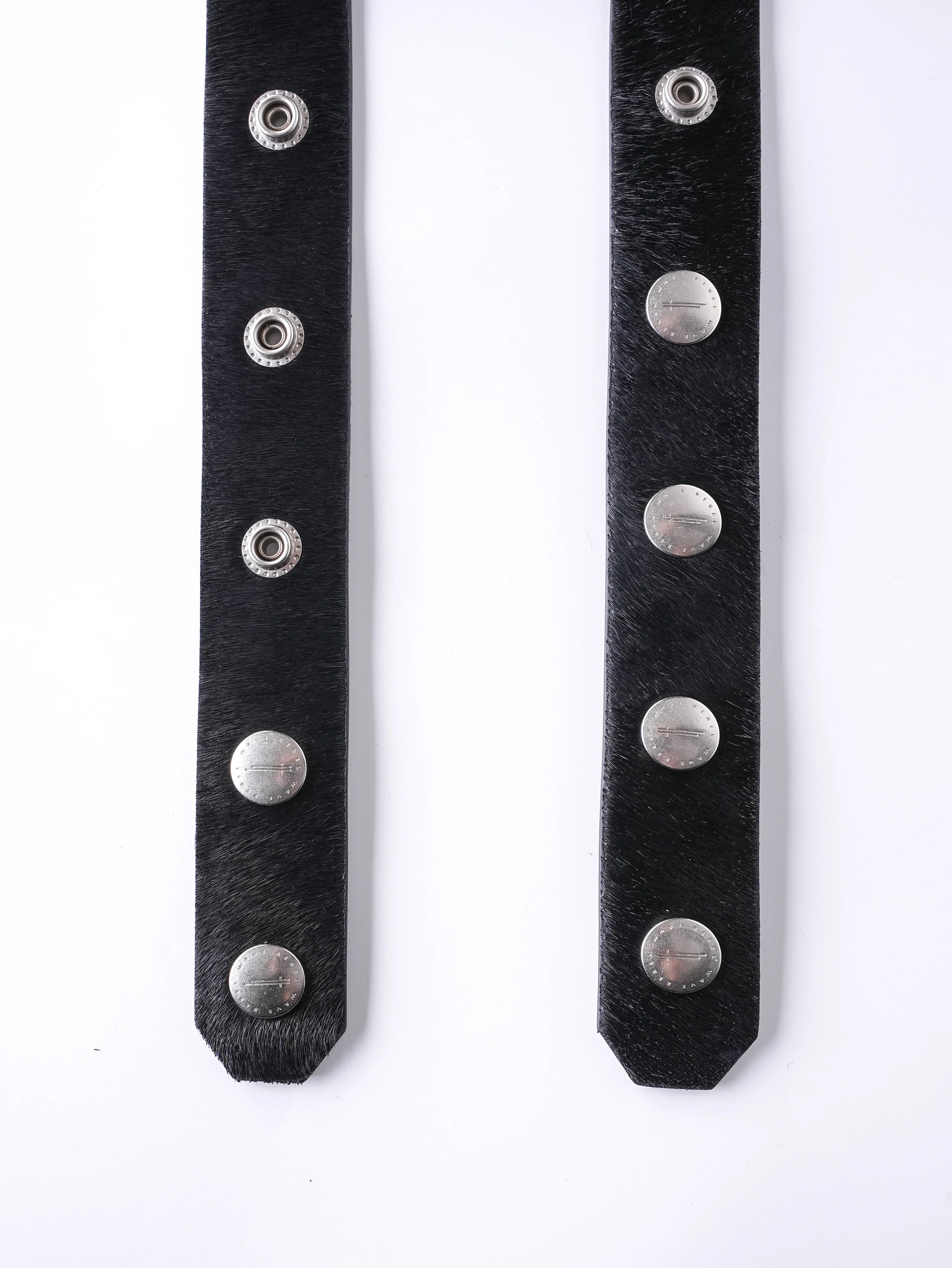 SLEEK BLACK PONY HAIR BELT