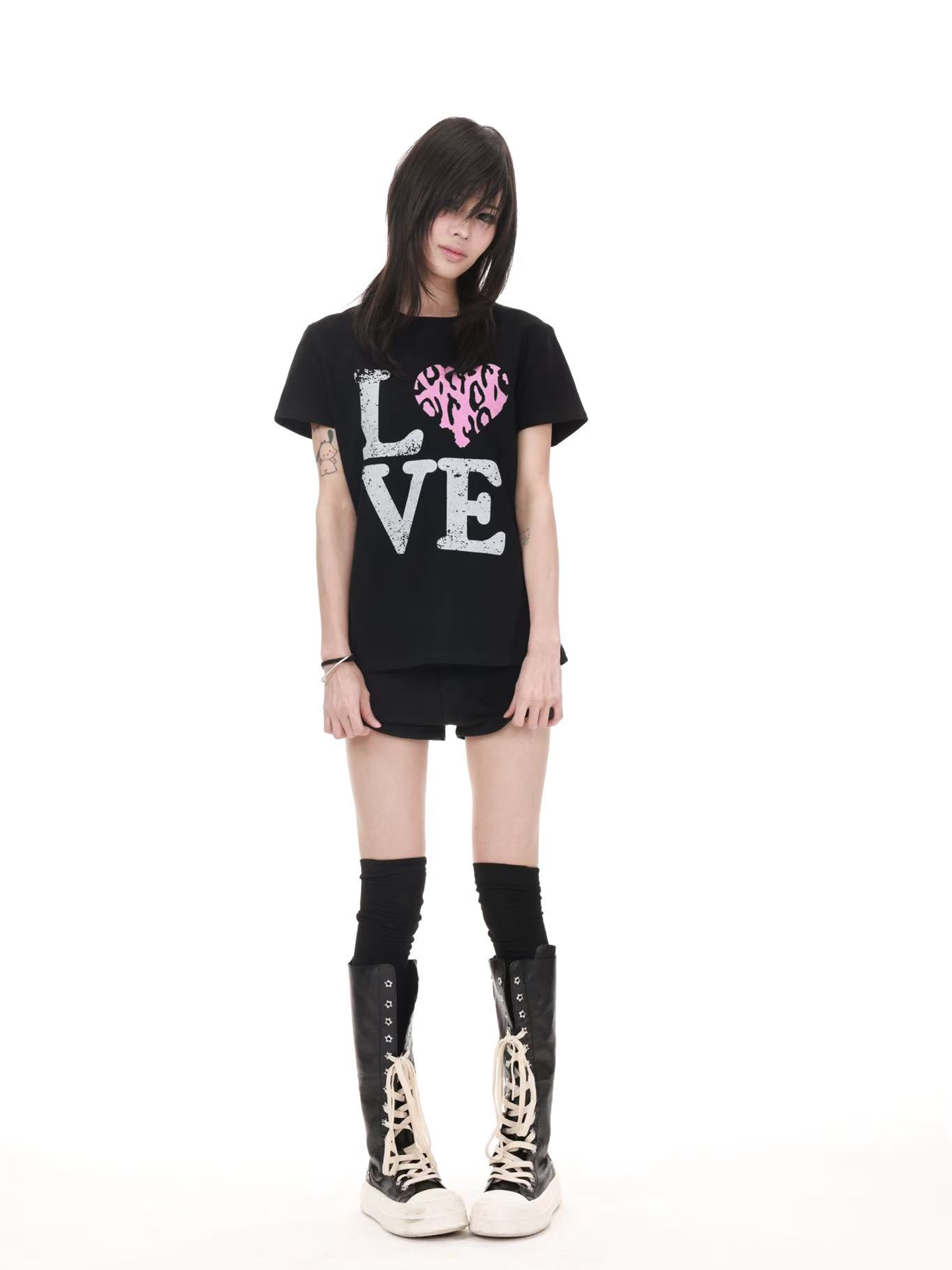 LEOPARD HEART PRINT T-SHIRT