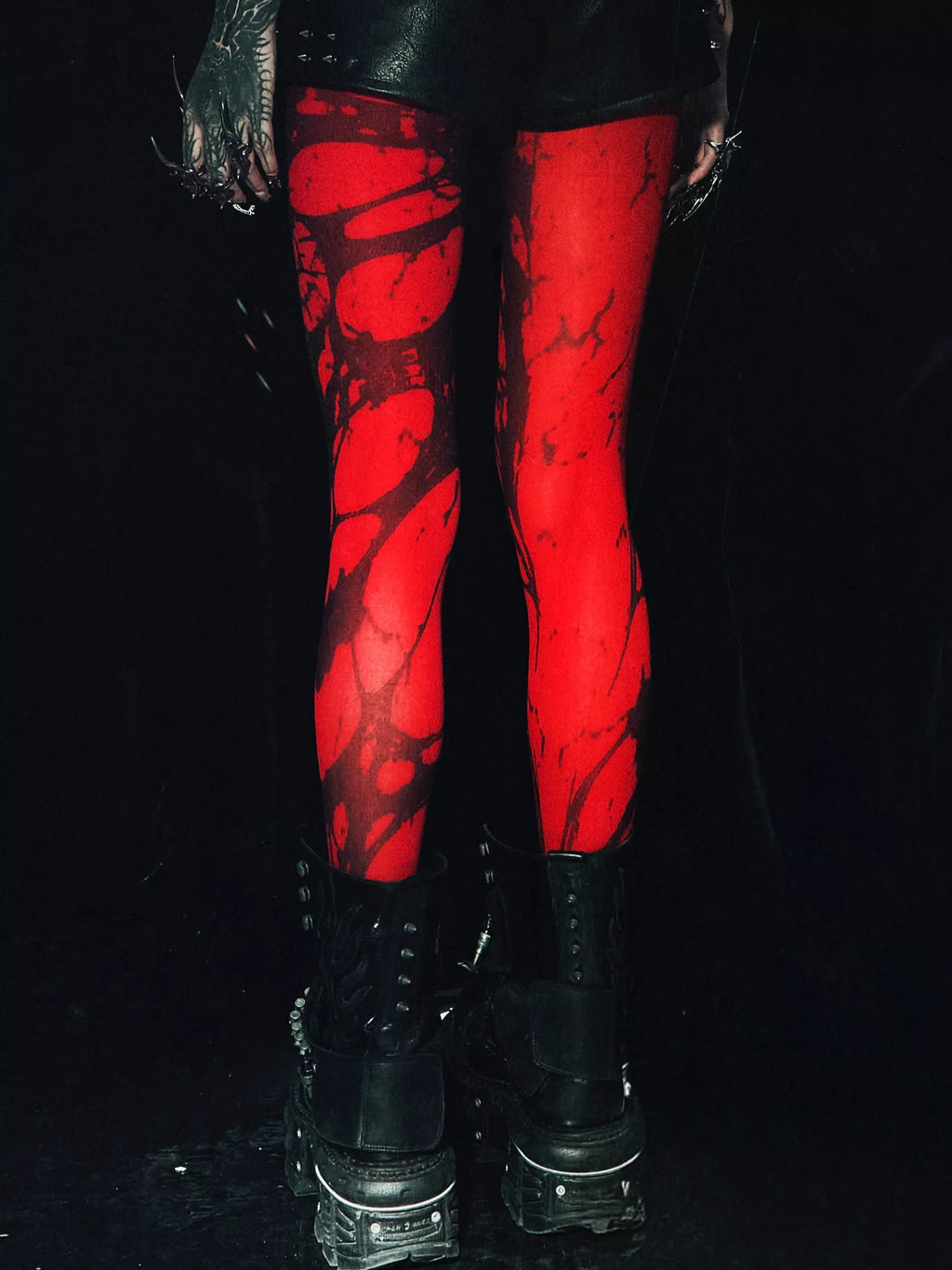 BLOOD TRACE SKIN