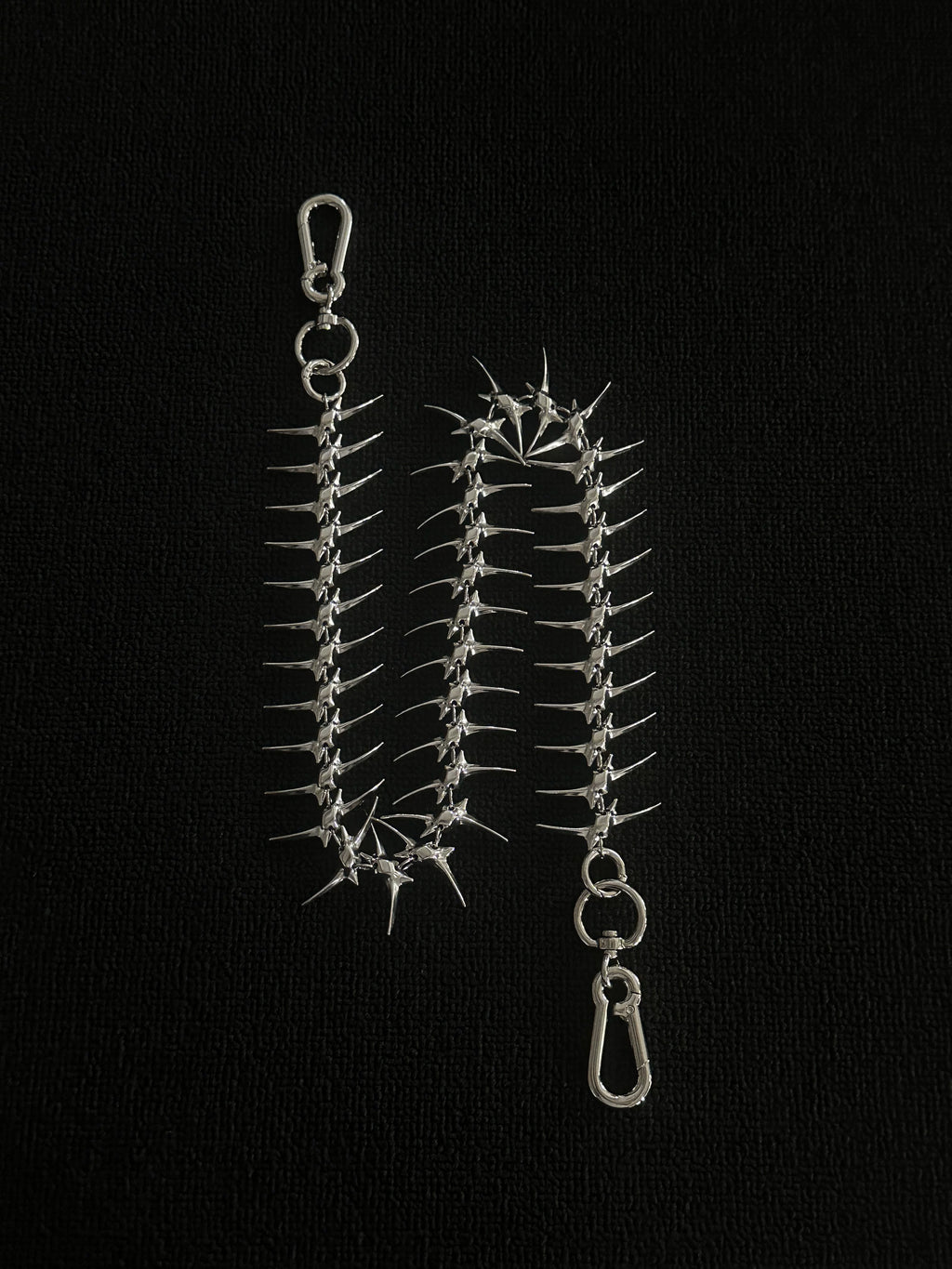 ALIEN BONE CHAIN