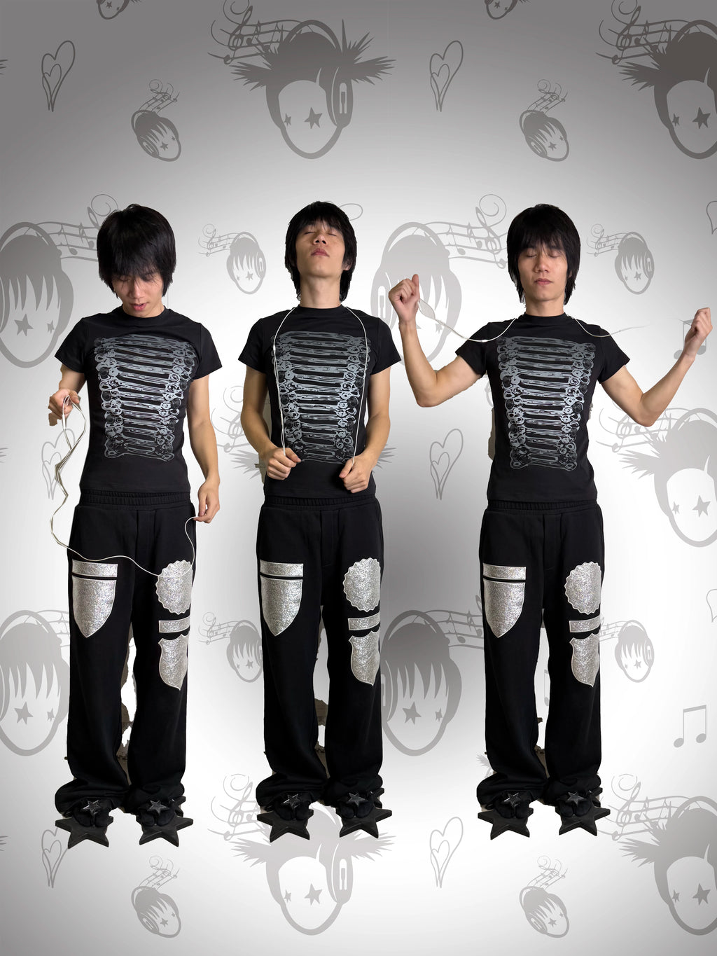 SILVER THREAD MEDALLION SWEATPANTS