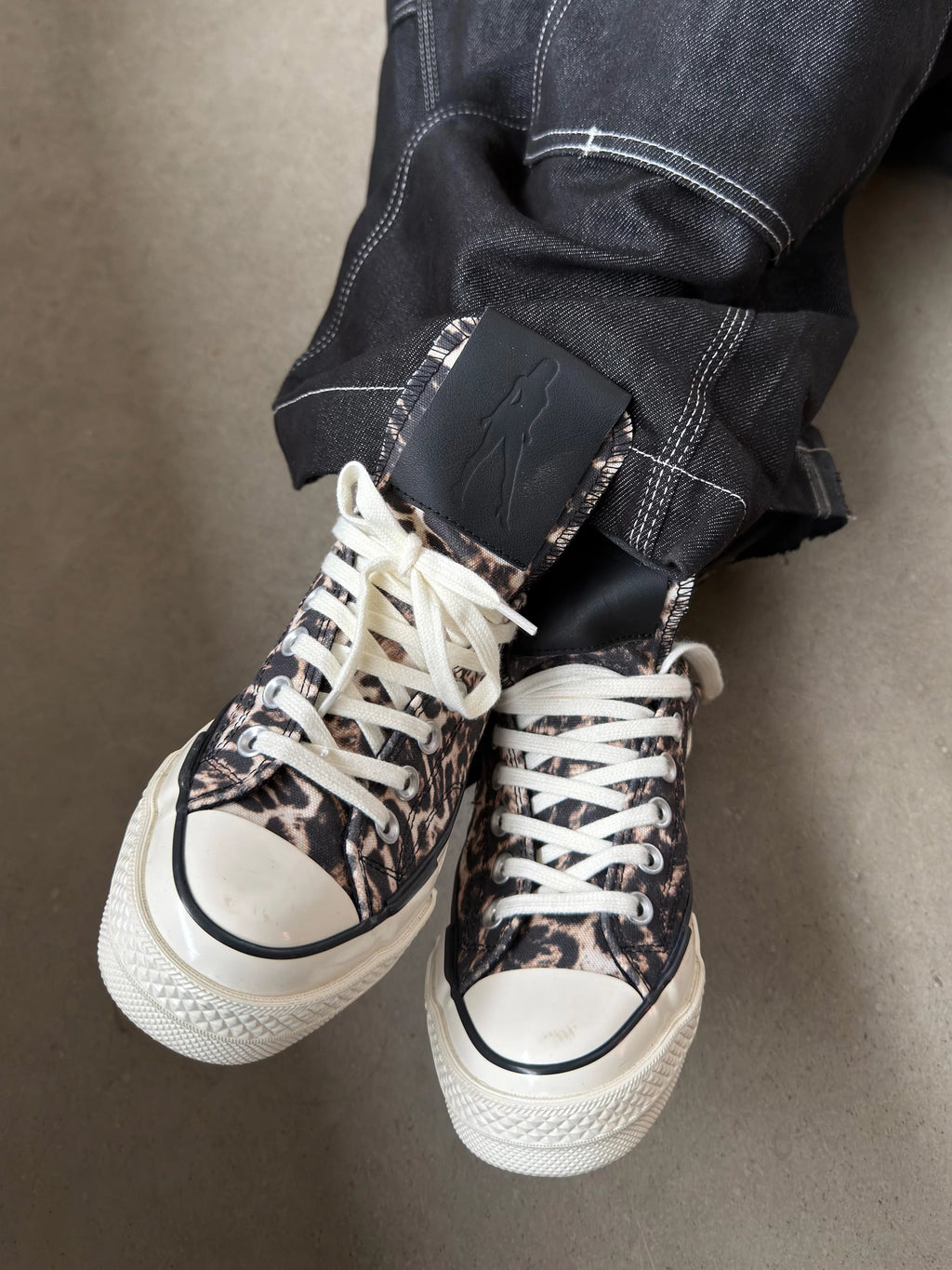 LEOPARD PRINT CANVAS SHOES