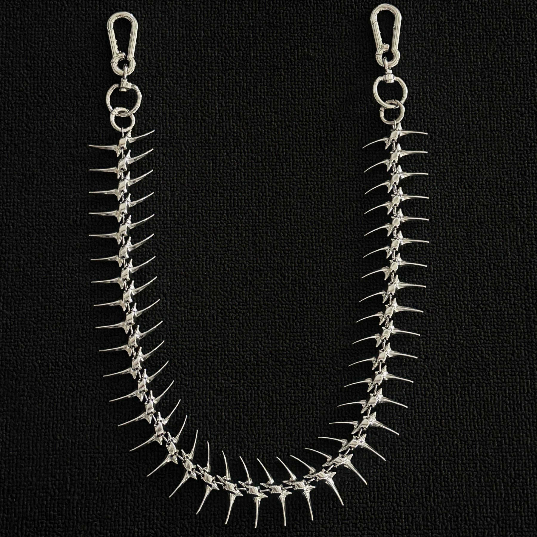 ALIEN BONE CHAIN