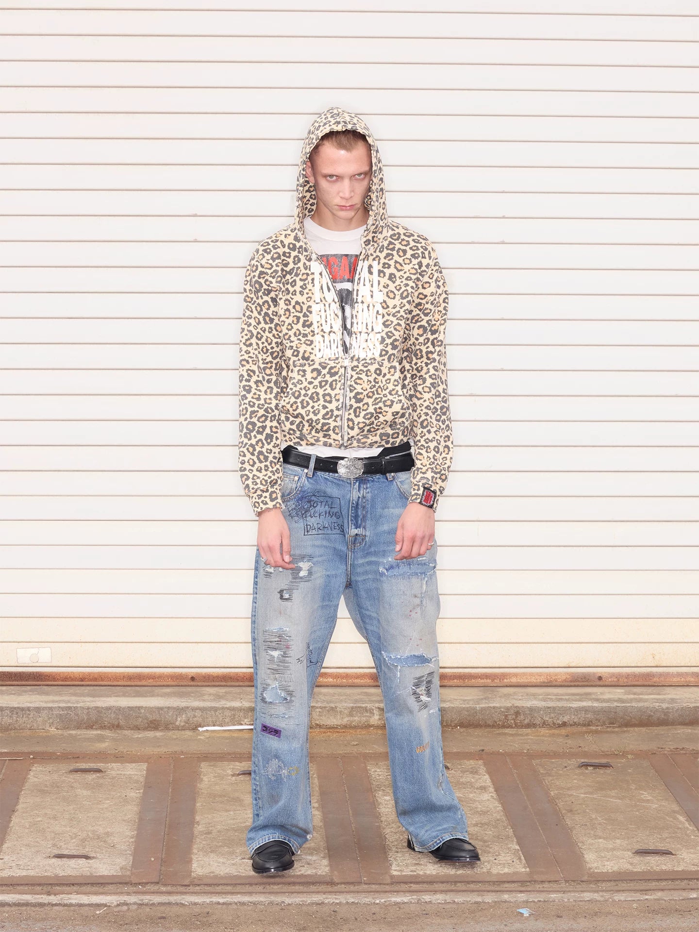 LEOPARD PRINT DISTRESSED HOODIE