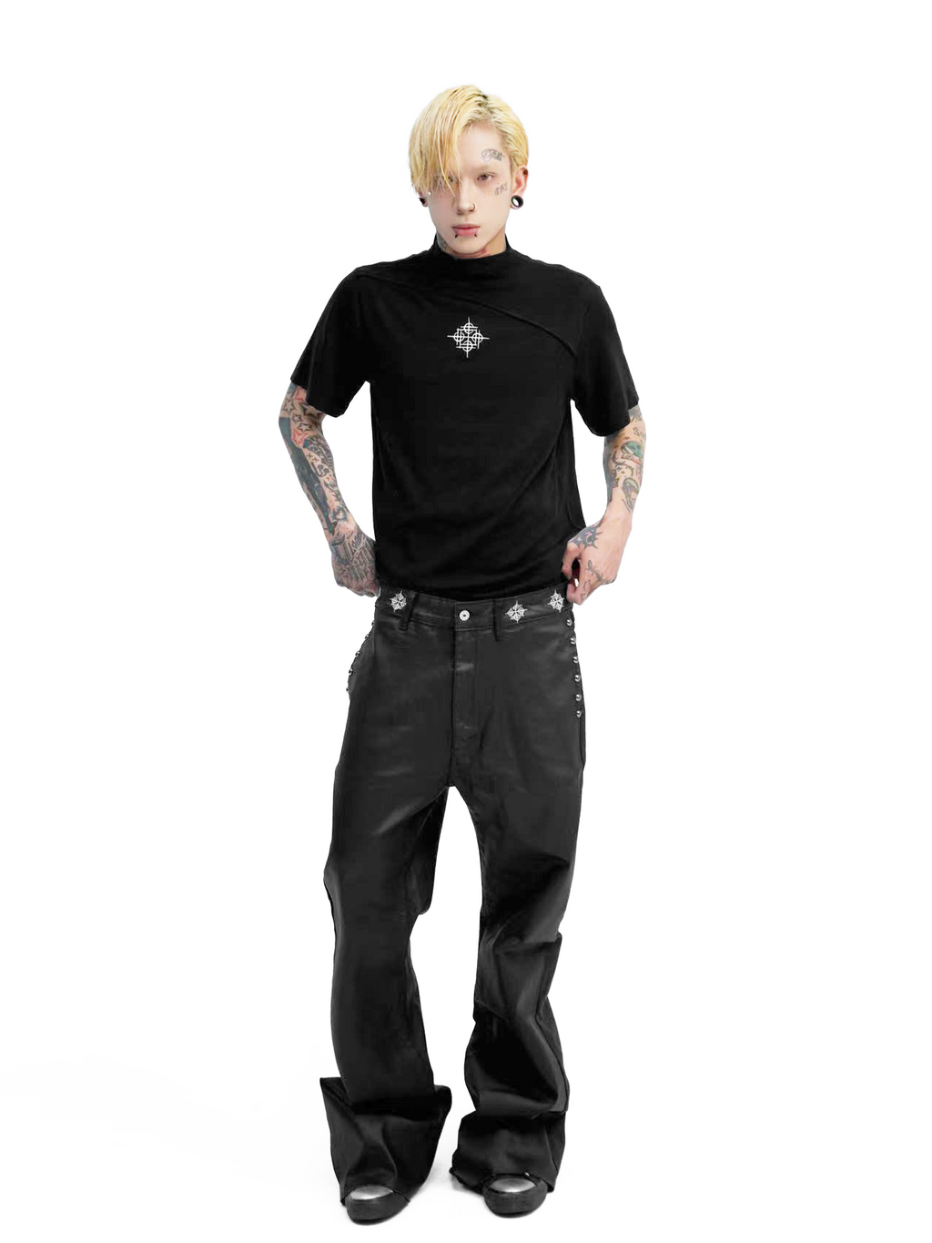 WAX COATED SLIM JEANS