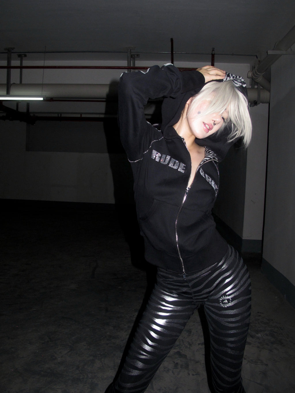 SLIM FIT DOUBLE ZIPPER HOODIE