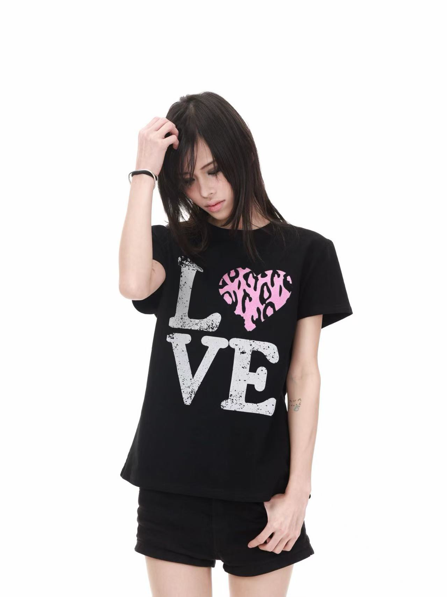 LEOPARD HEART PRINT T-SHIRT