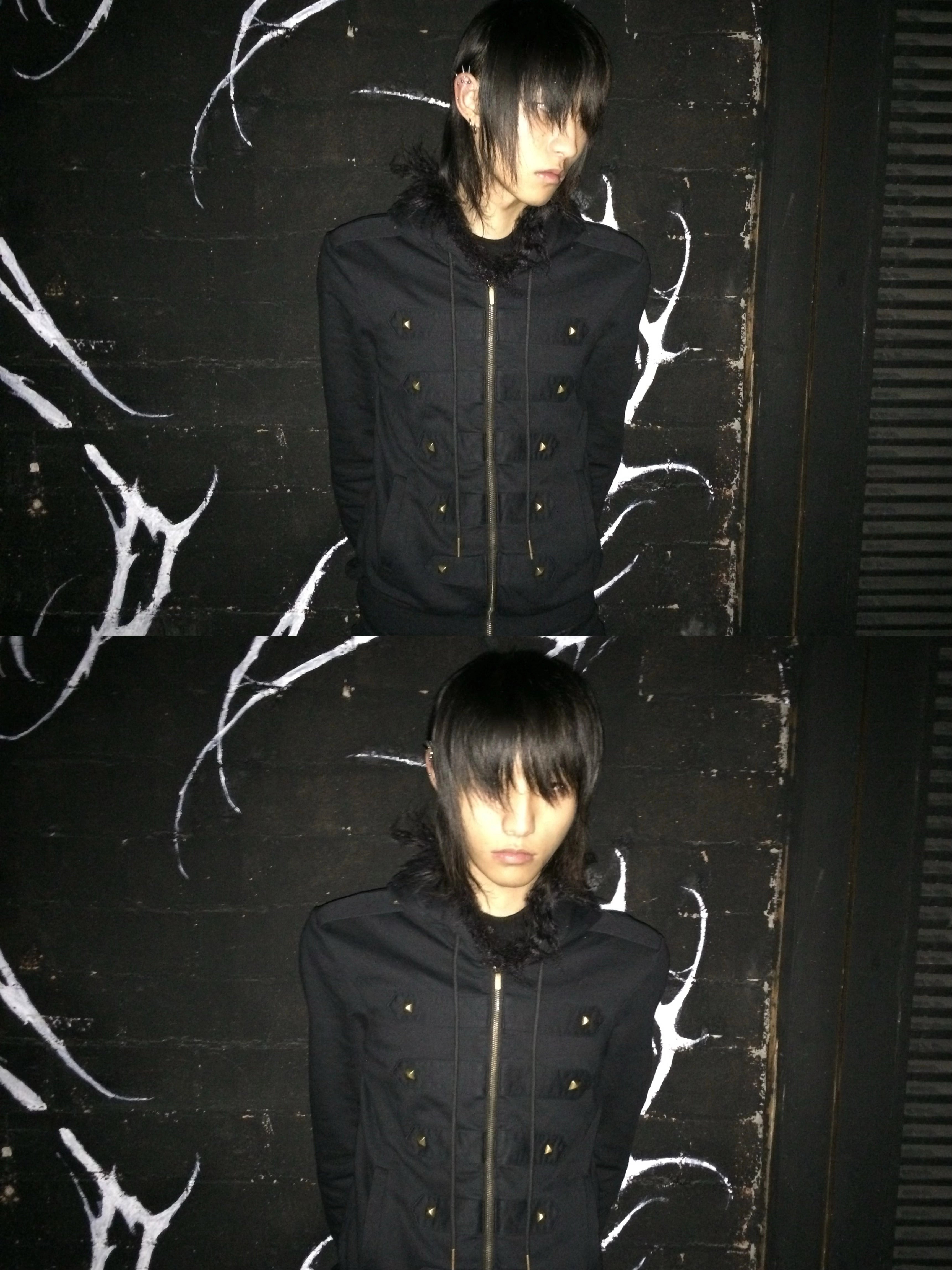 VINTAGE HOODED SWEATSHIRT