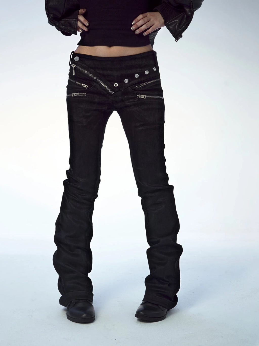 SLIM WAXED LOW WAIST PANTS