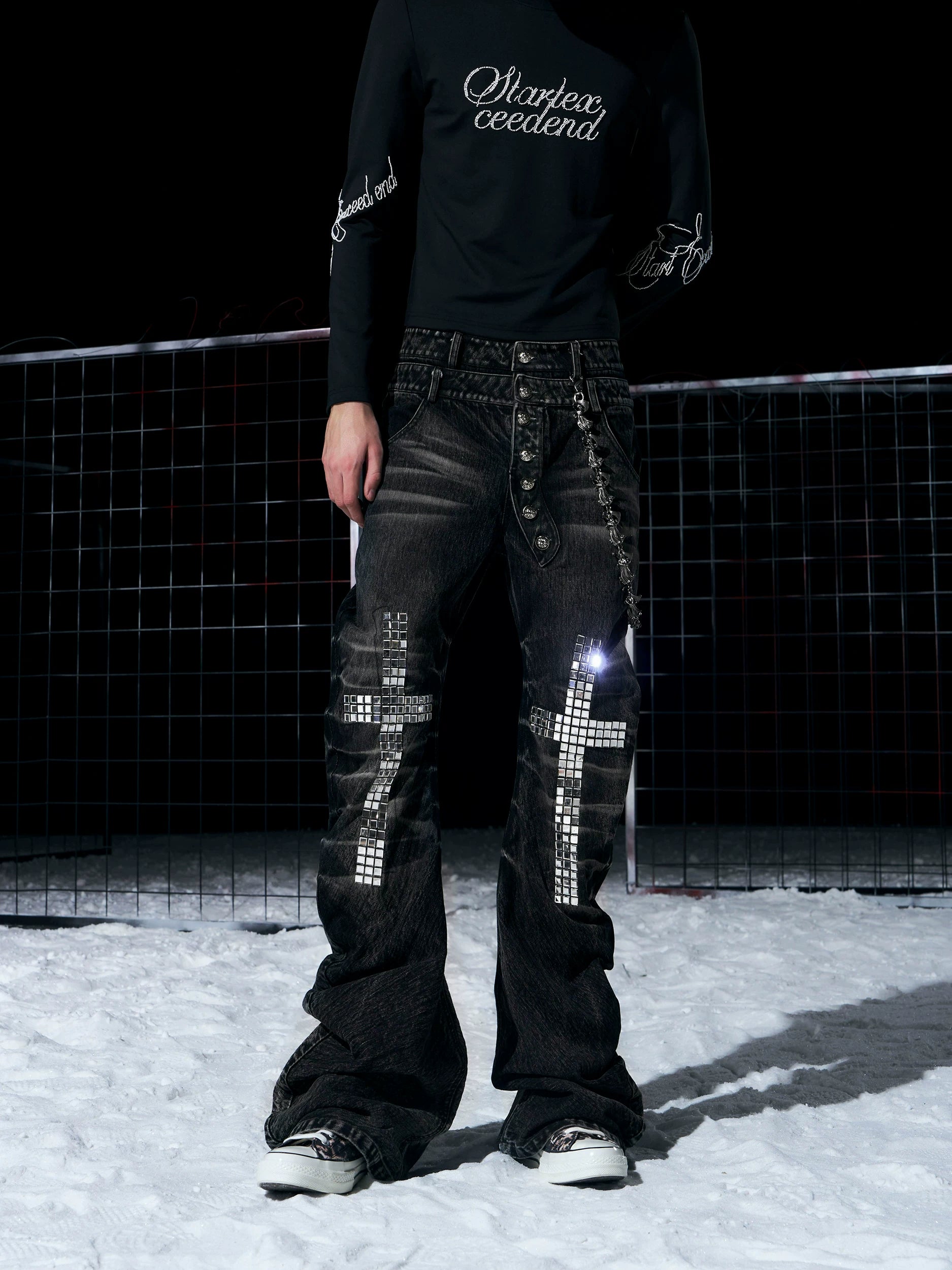 URBAN CURVED HEM JEANS