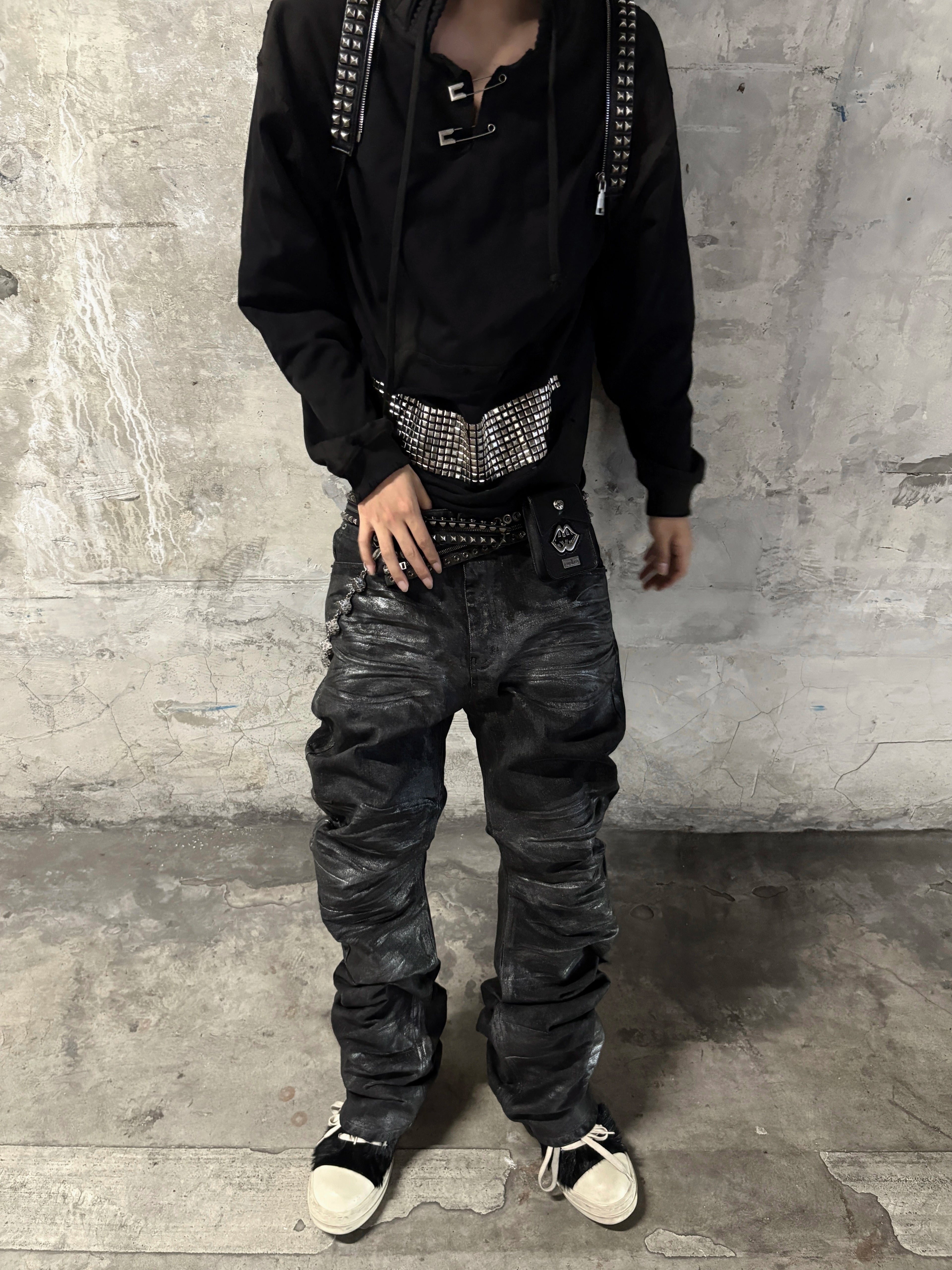 RHINESTONE DISTRESSED HOODIE