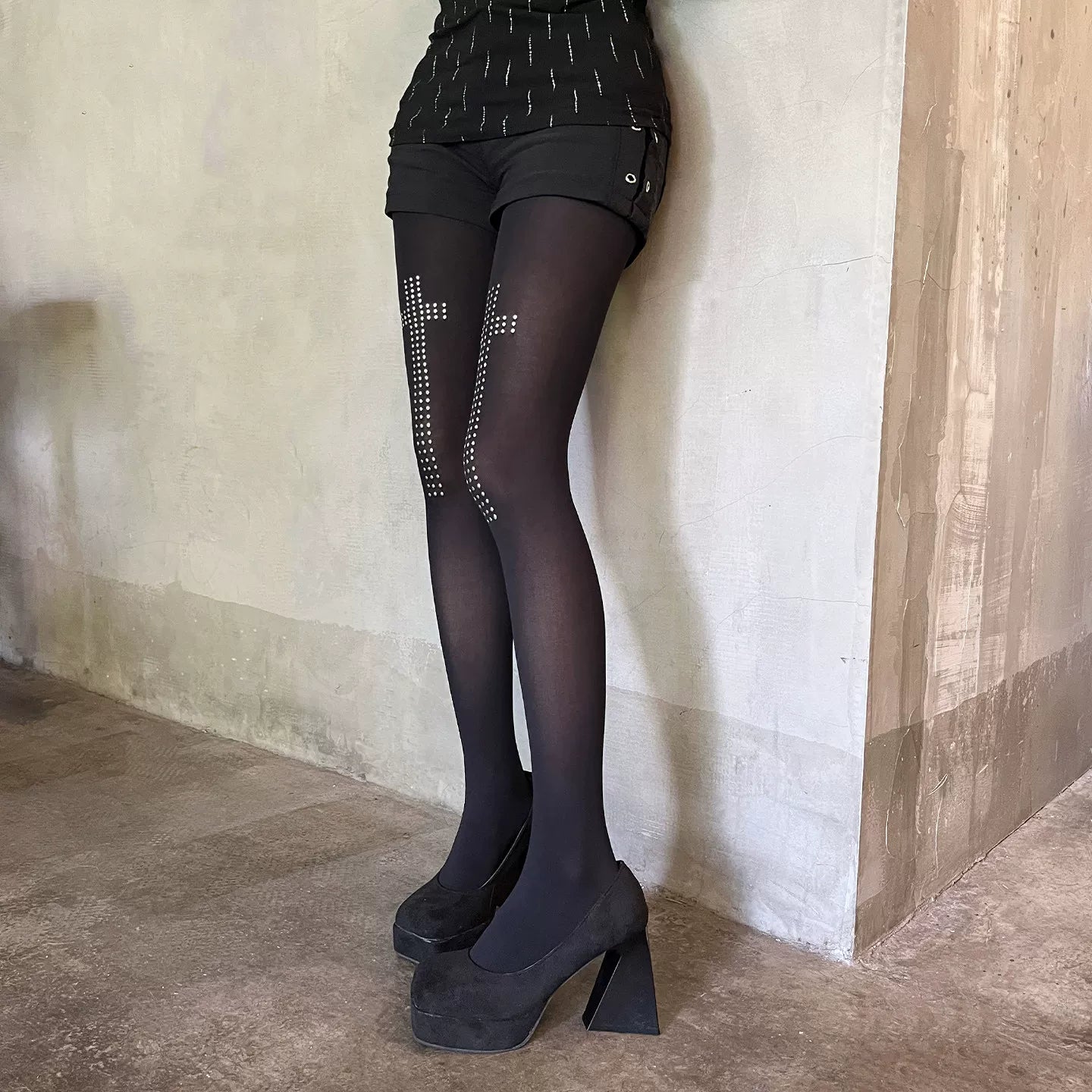 CROSS STUD TIGHTS