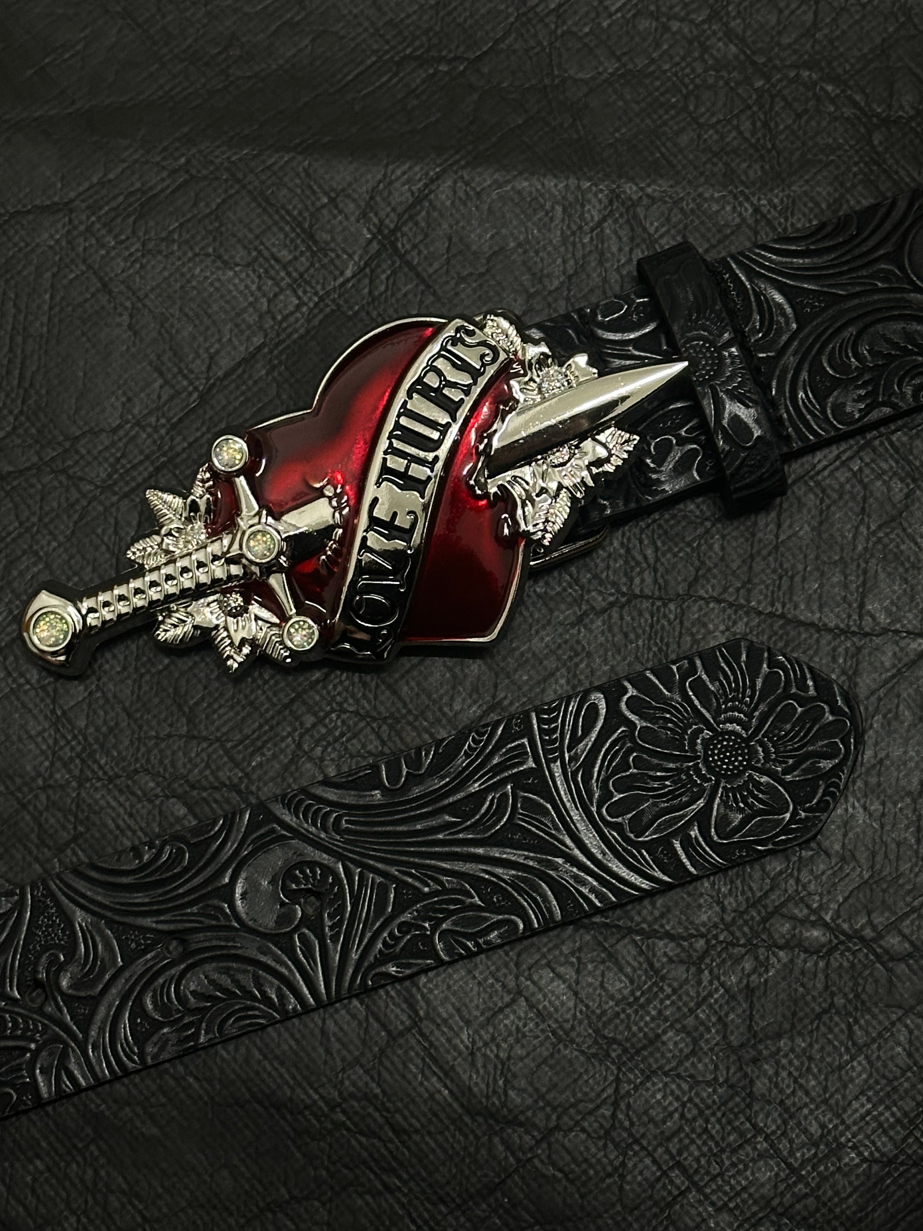 SWORD EMBLEM BELT