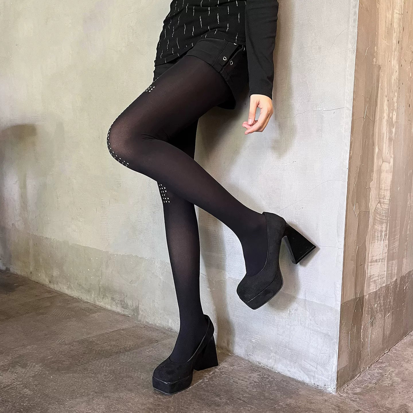 CROSS STUD TIGHTS