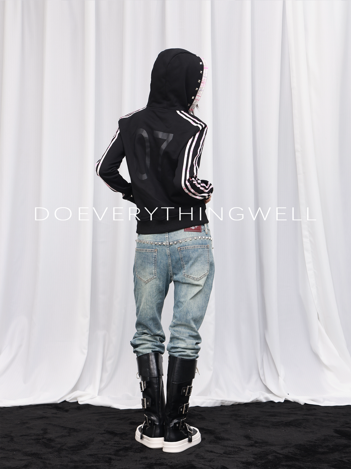 CHECKERED HOODIE JACKET