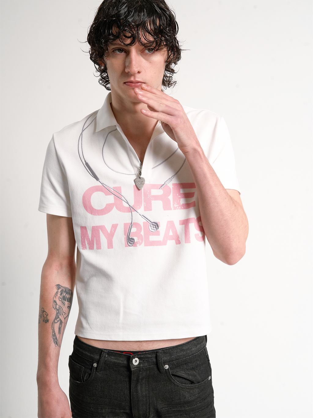 EMBROIDERED BEADED TEE