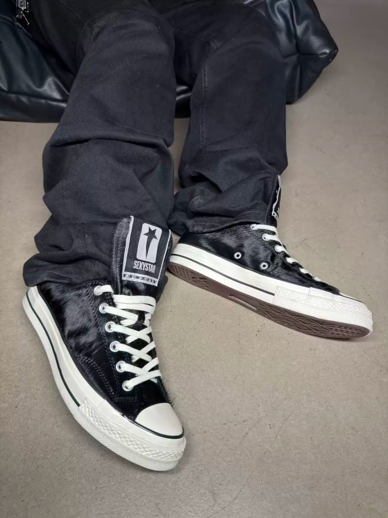VINTAGE VULCANIZED BOARD SHOES