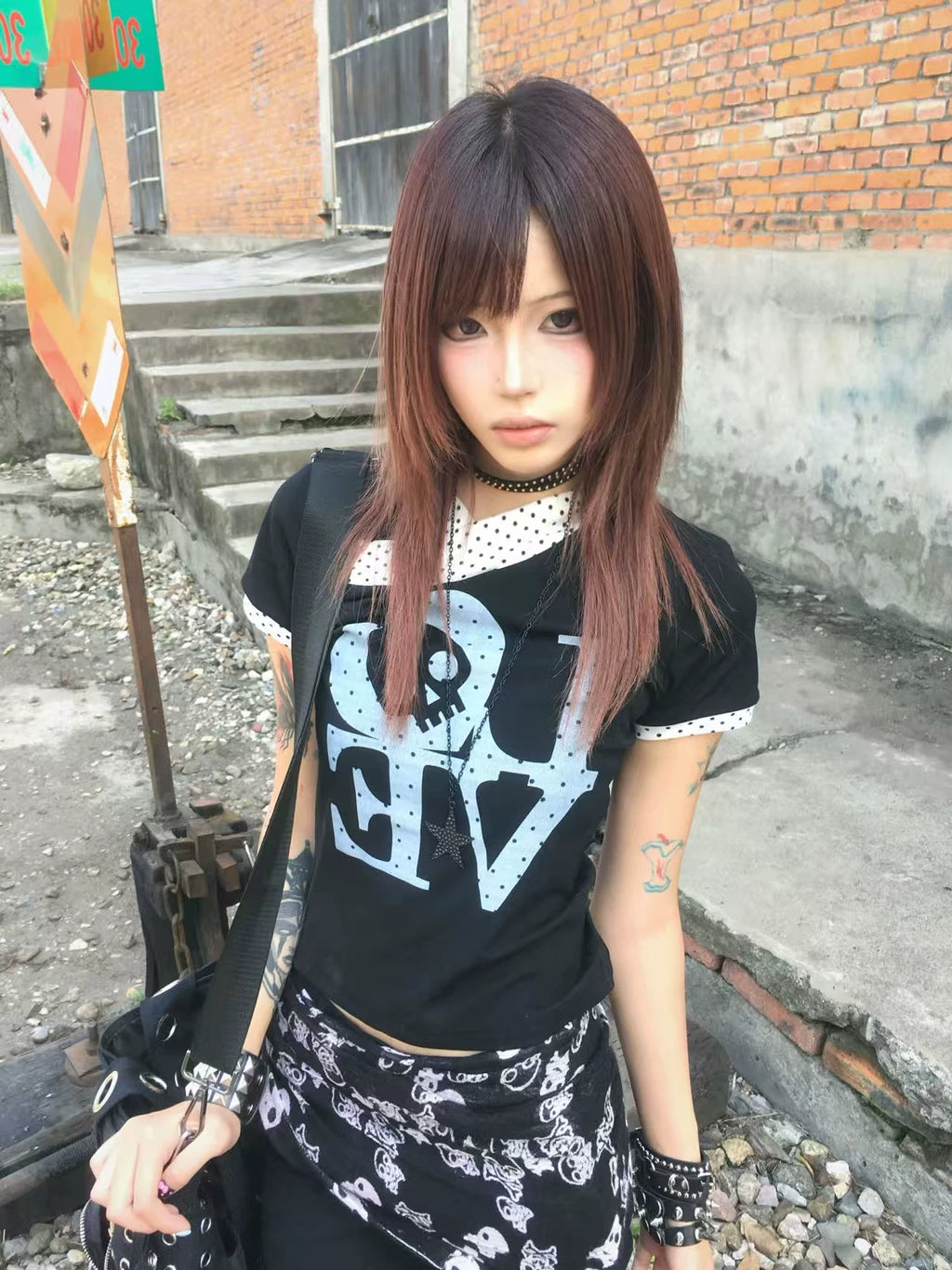 Y2K SKULL DOTS T-SHIRT
