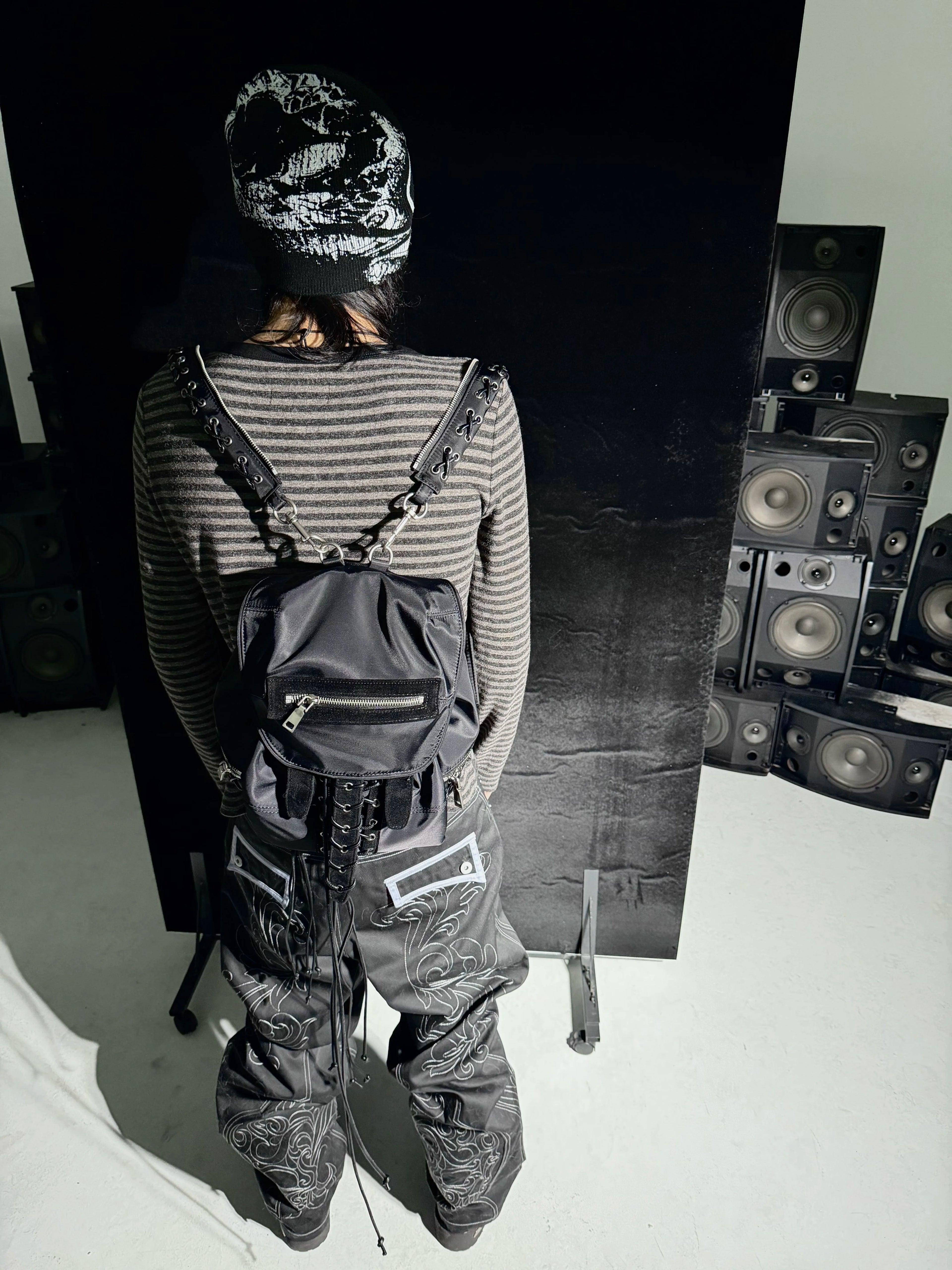 UTILITY NYLON SHOULDER BAG
