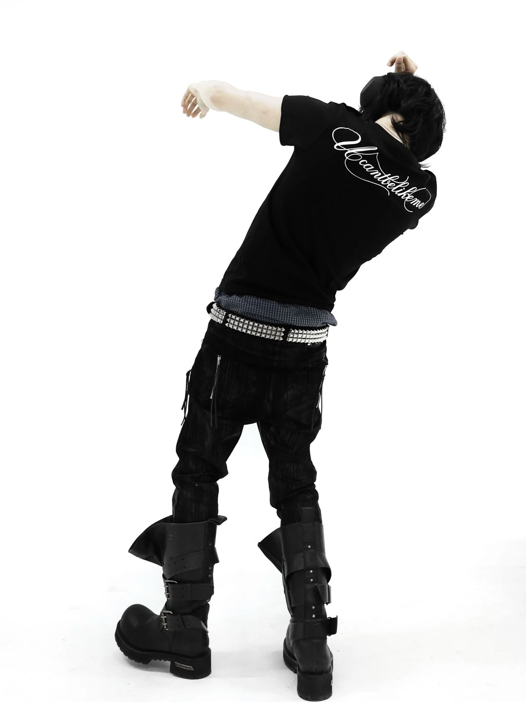 STUDDED SLOGAN SLIM TEE