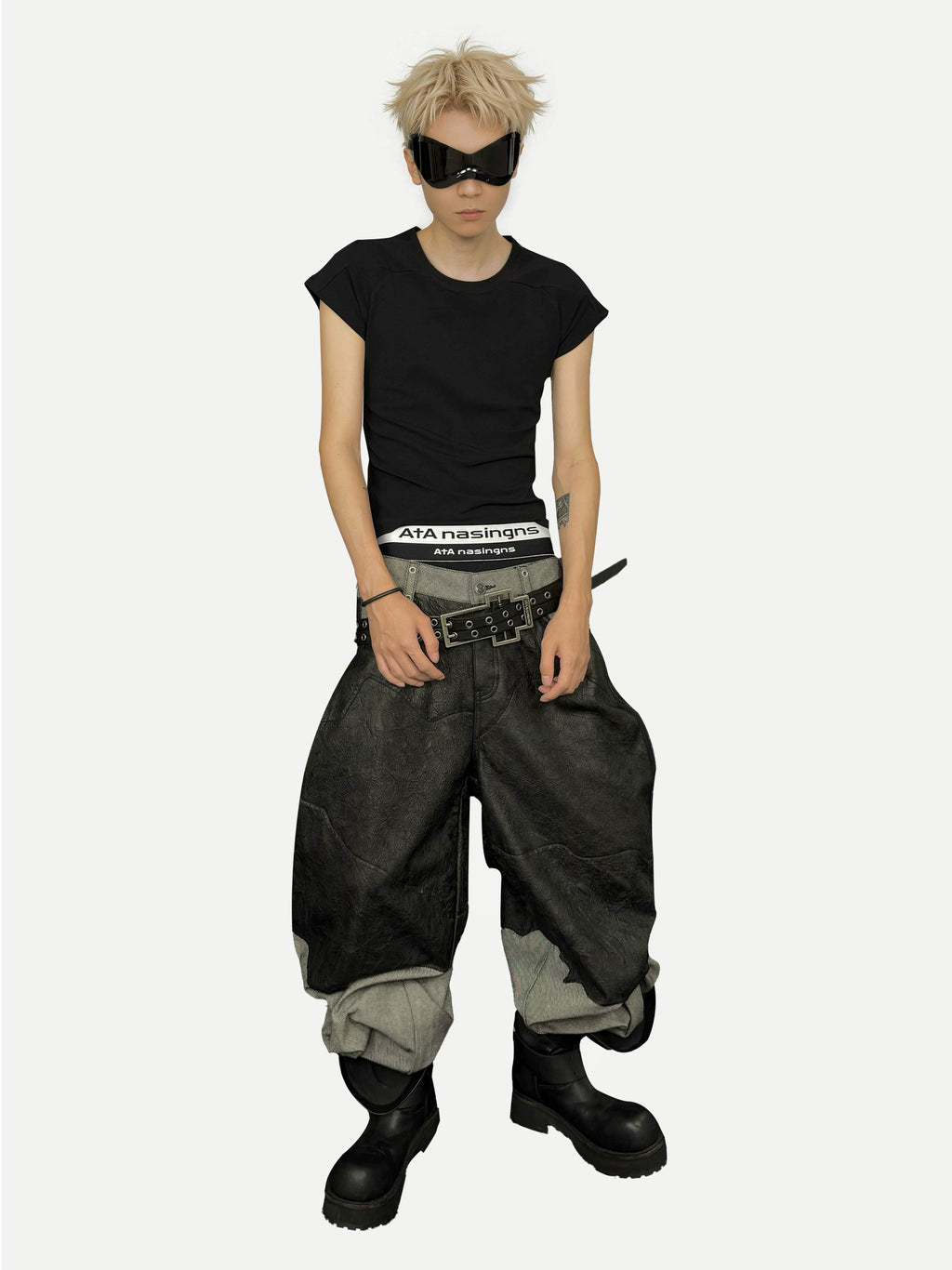 STRUCTURED SPLIT FLY T-SHIRT