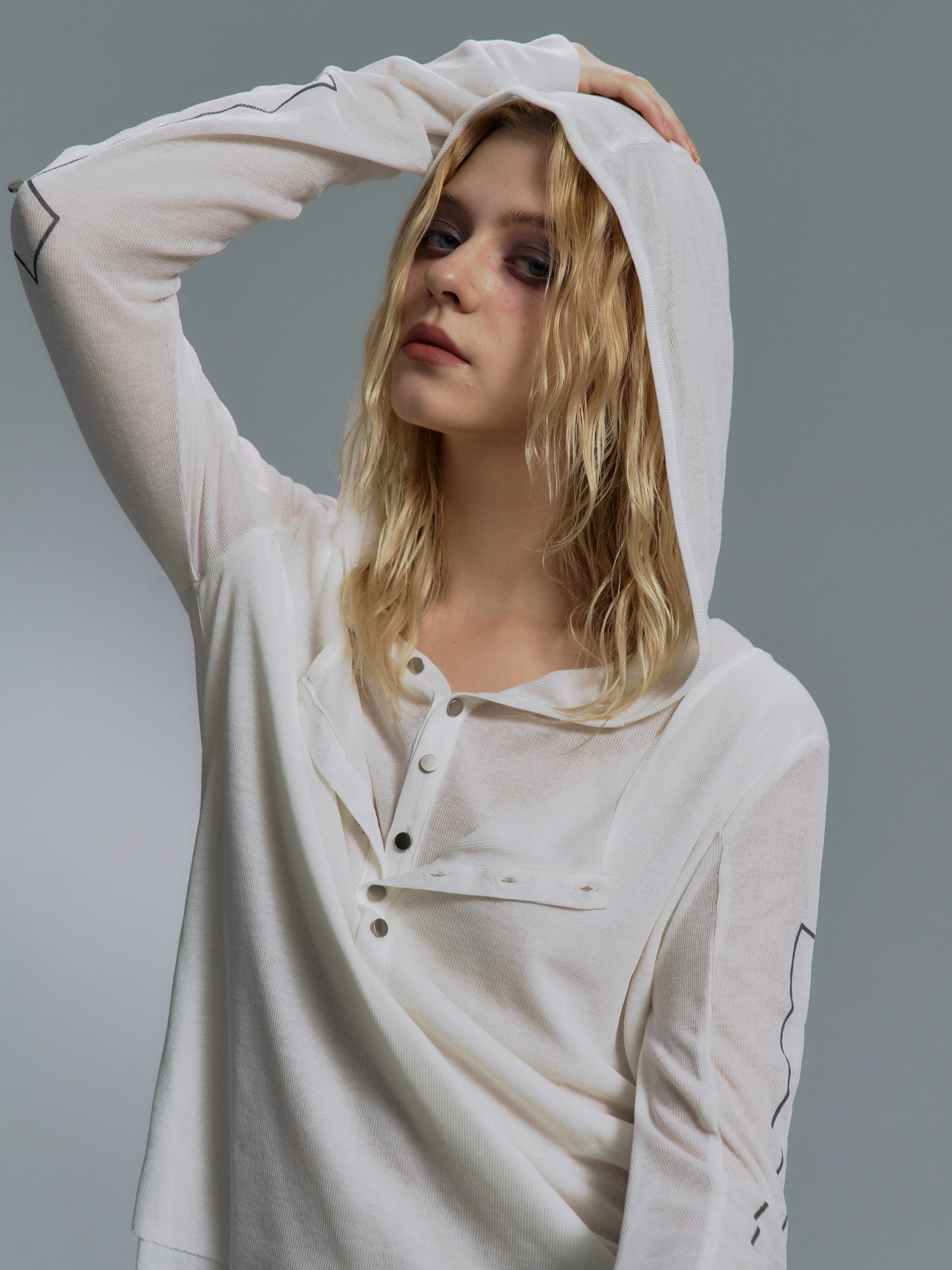SLIM HOODED CASUAL TEE
