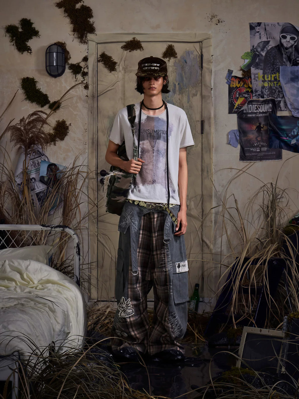 RESPECT PRINT DRAWSTRING TEE