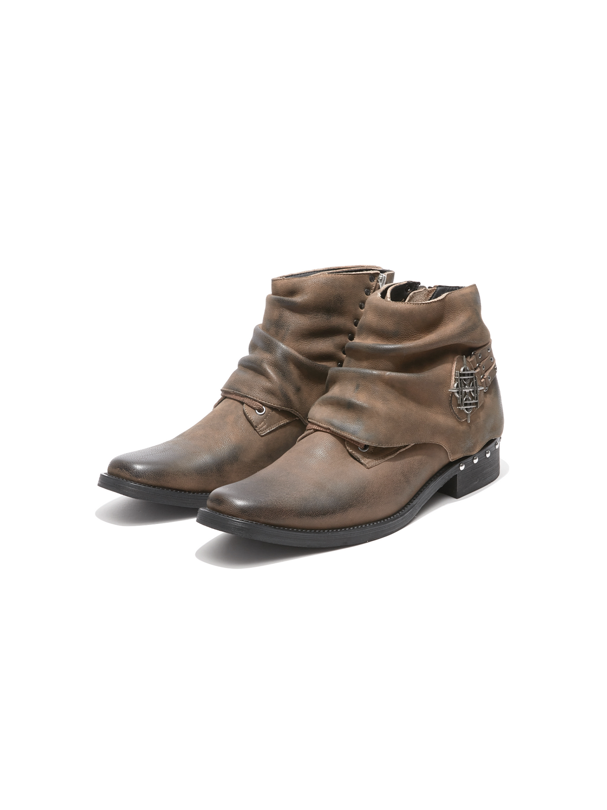 VINTAGE STUDDED CHELSEA BOOTS