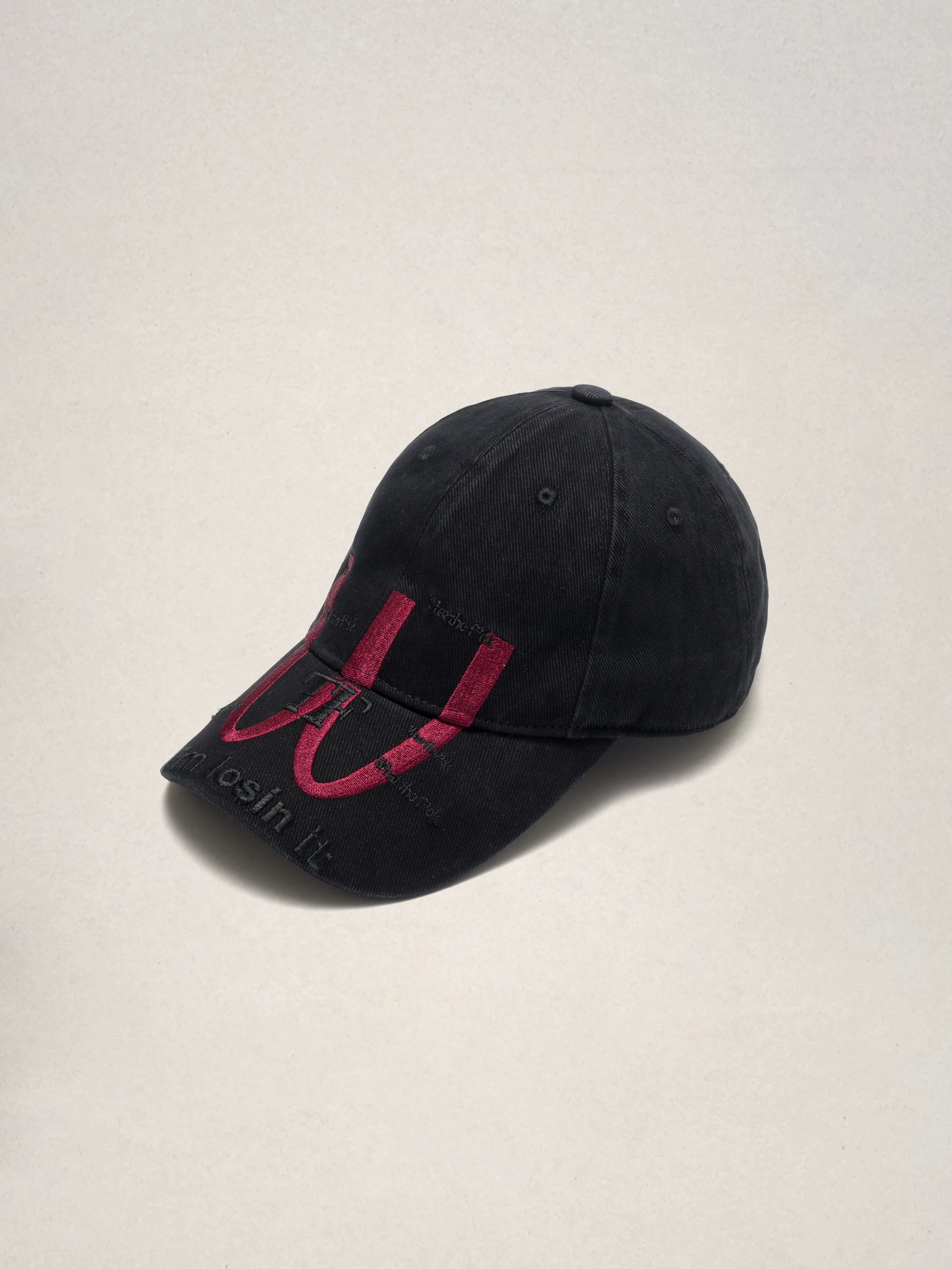 VINTAGE GRADIENT LETTER BASEBALL CAP