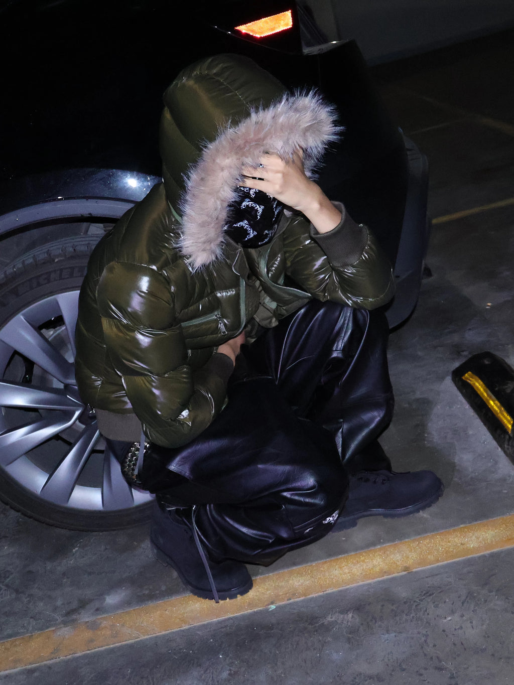 TWO-TONE HOODED PADDED JACKET