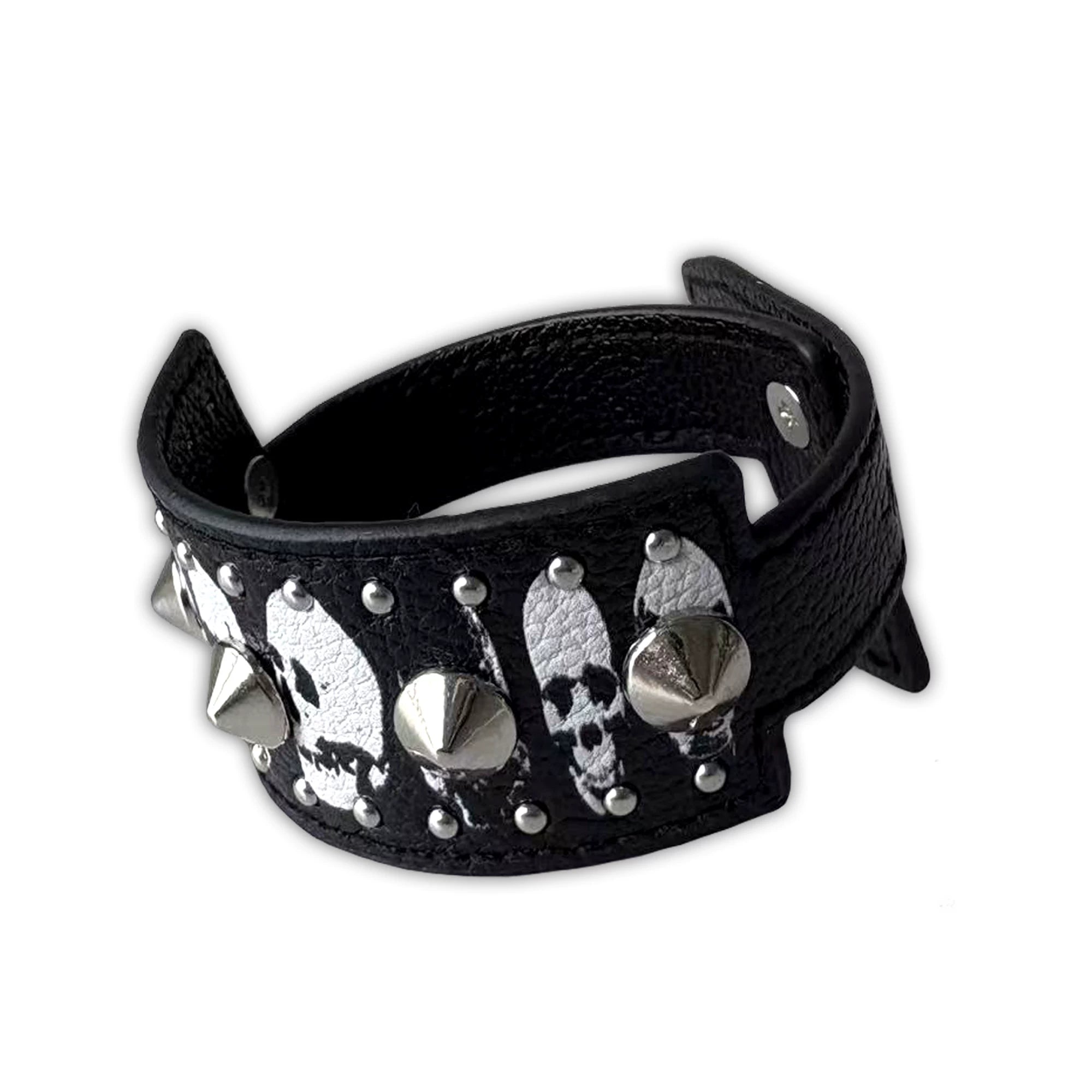 SKULL RIVET BRACELET