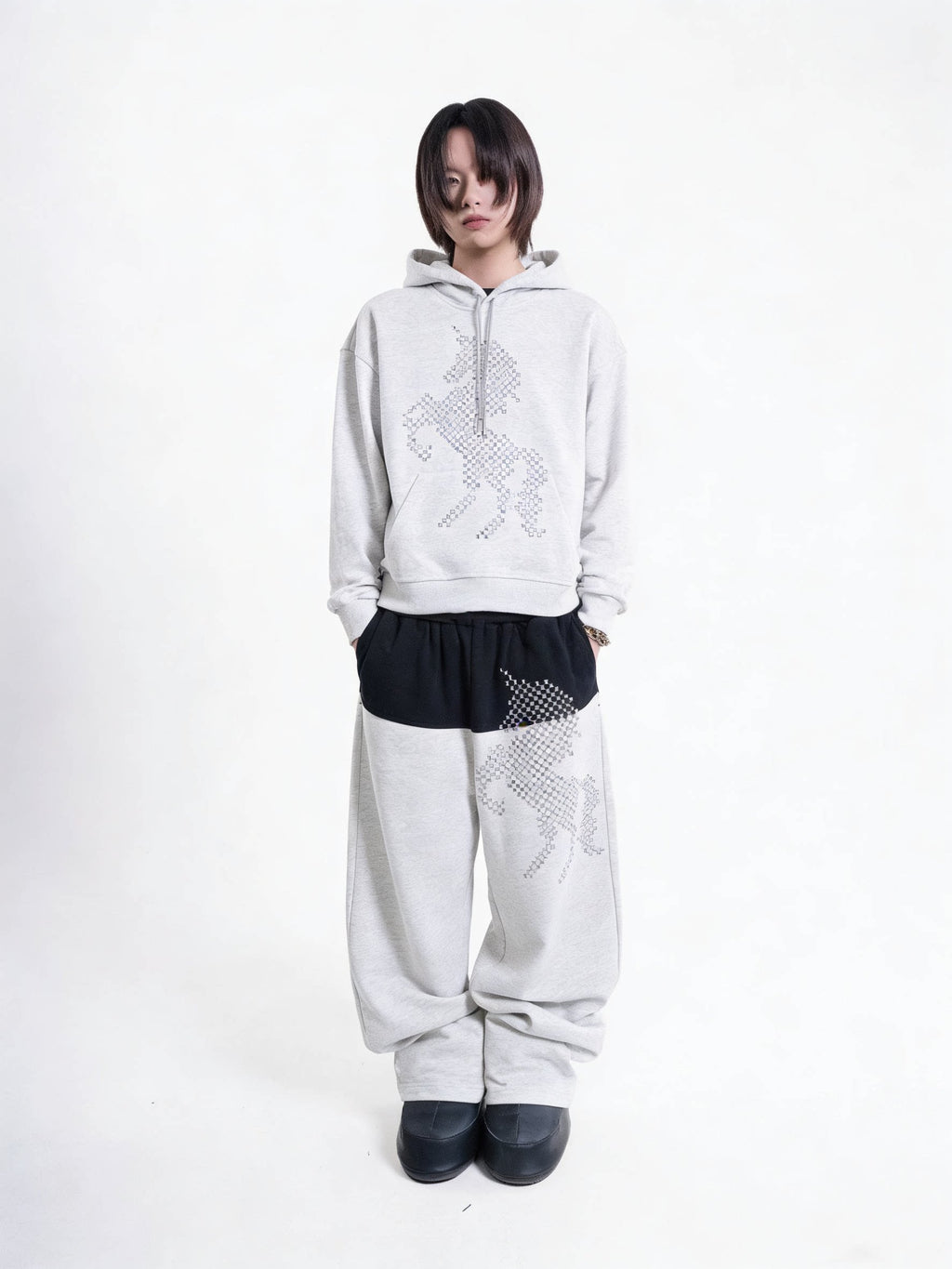 UNICORN STUDDED SWEATSHIRT SET