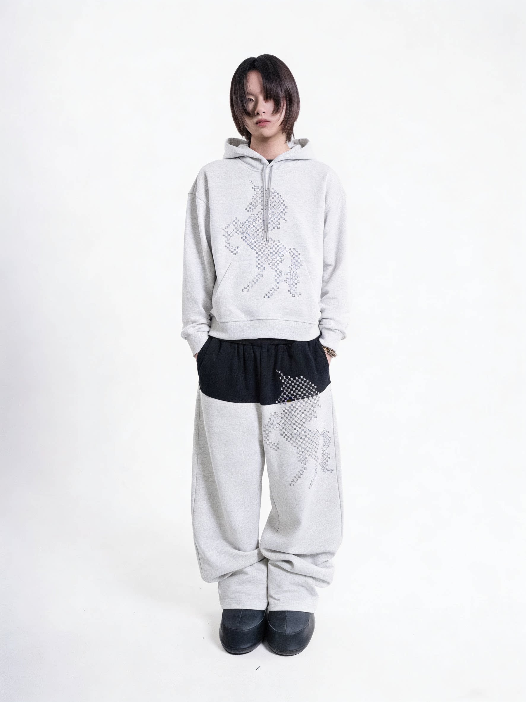 UNICORN STUDDED SWEATSHIRT SET